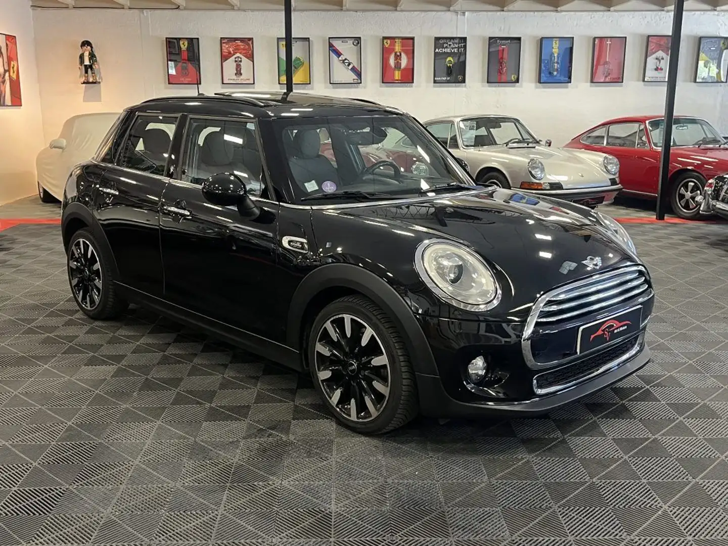 MINI Cooper 136ch Blackfriars 5 Portes Schwarz - 1
