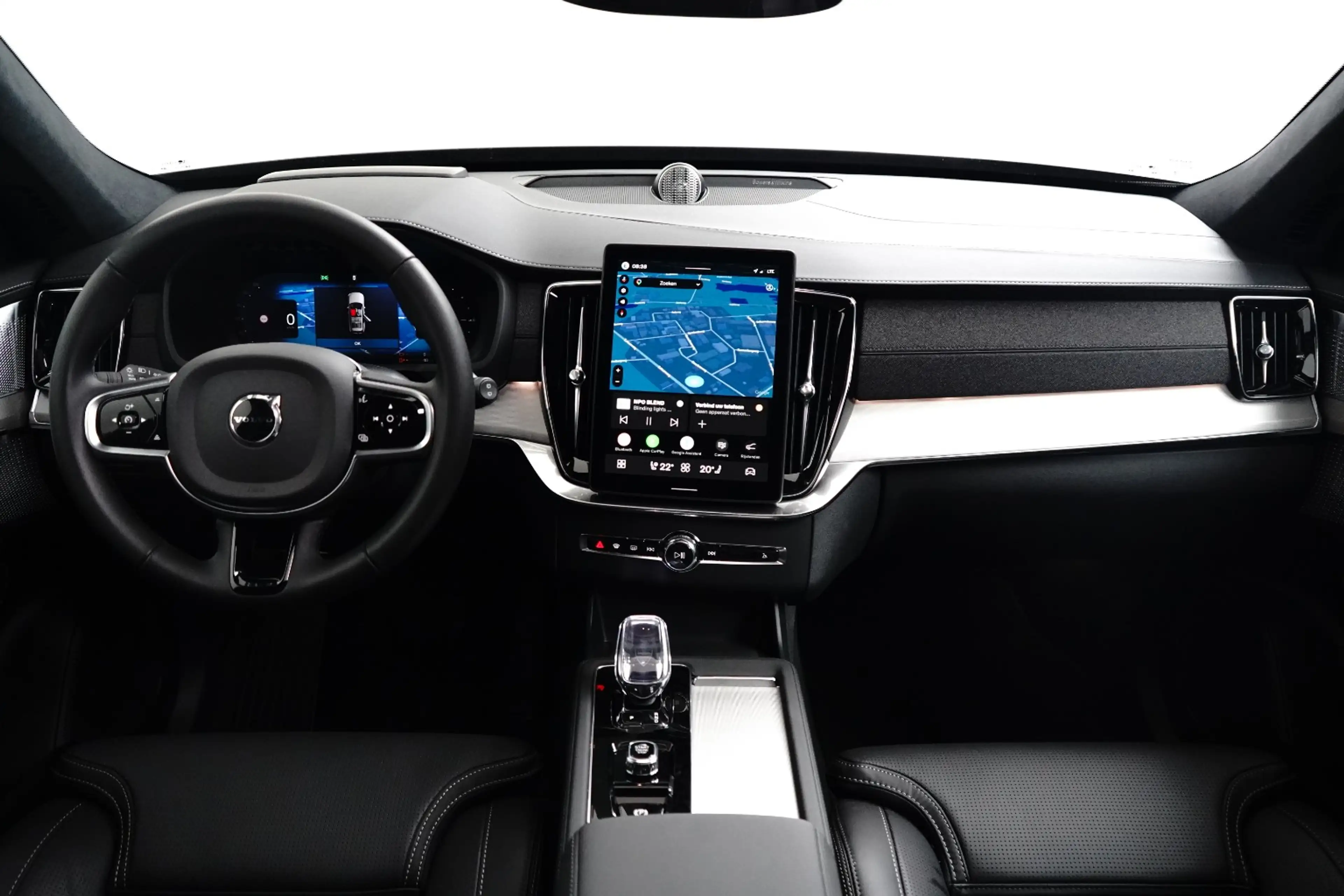 Volvo XC90 2.0 T8 Plug-in hybrid AWD Ultra Black Edition | Lu — photo 3