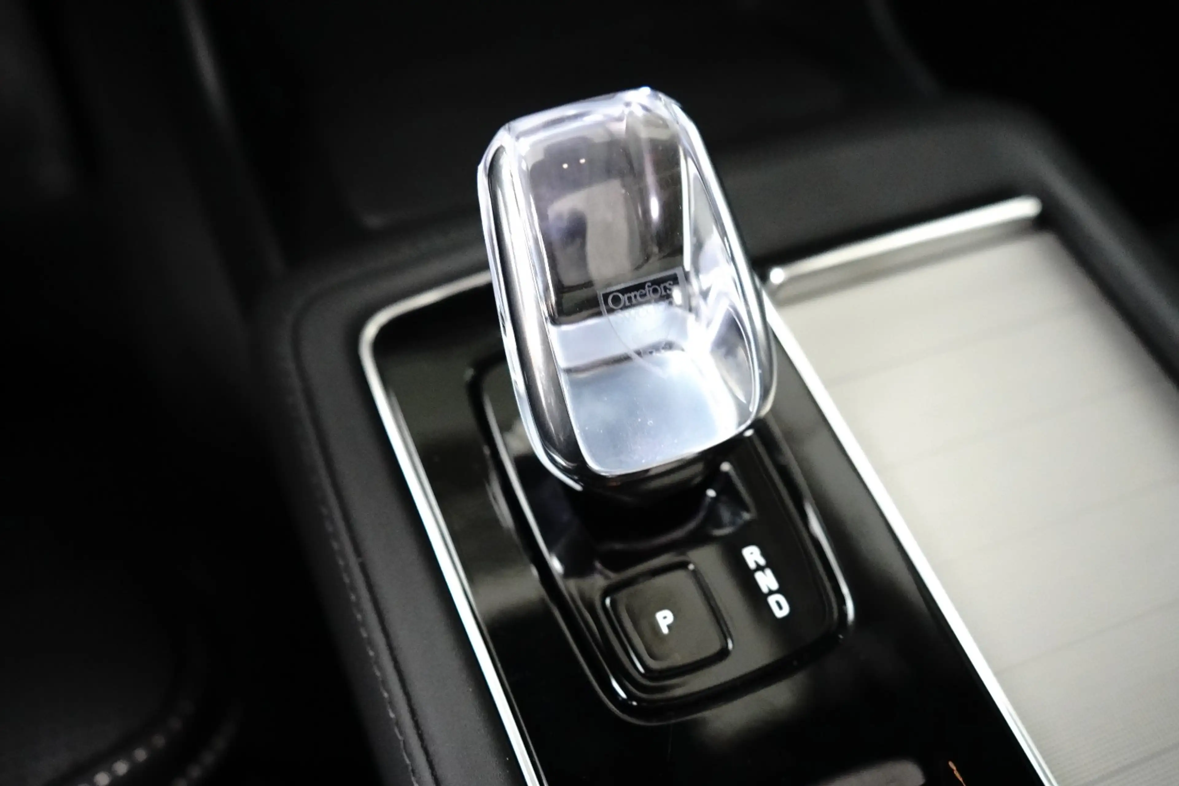 Volvo XC90 2.0 T8 Plug-in hybrid AWD Ultra Black Edition | Lu — photo 25