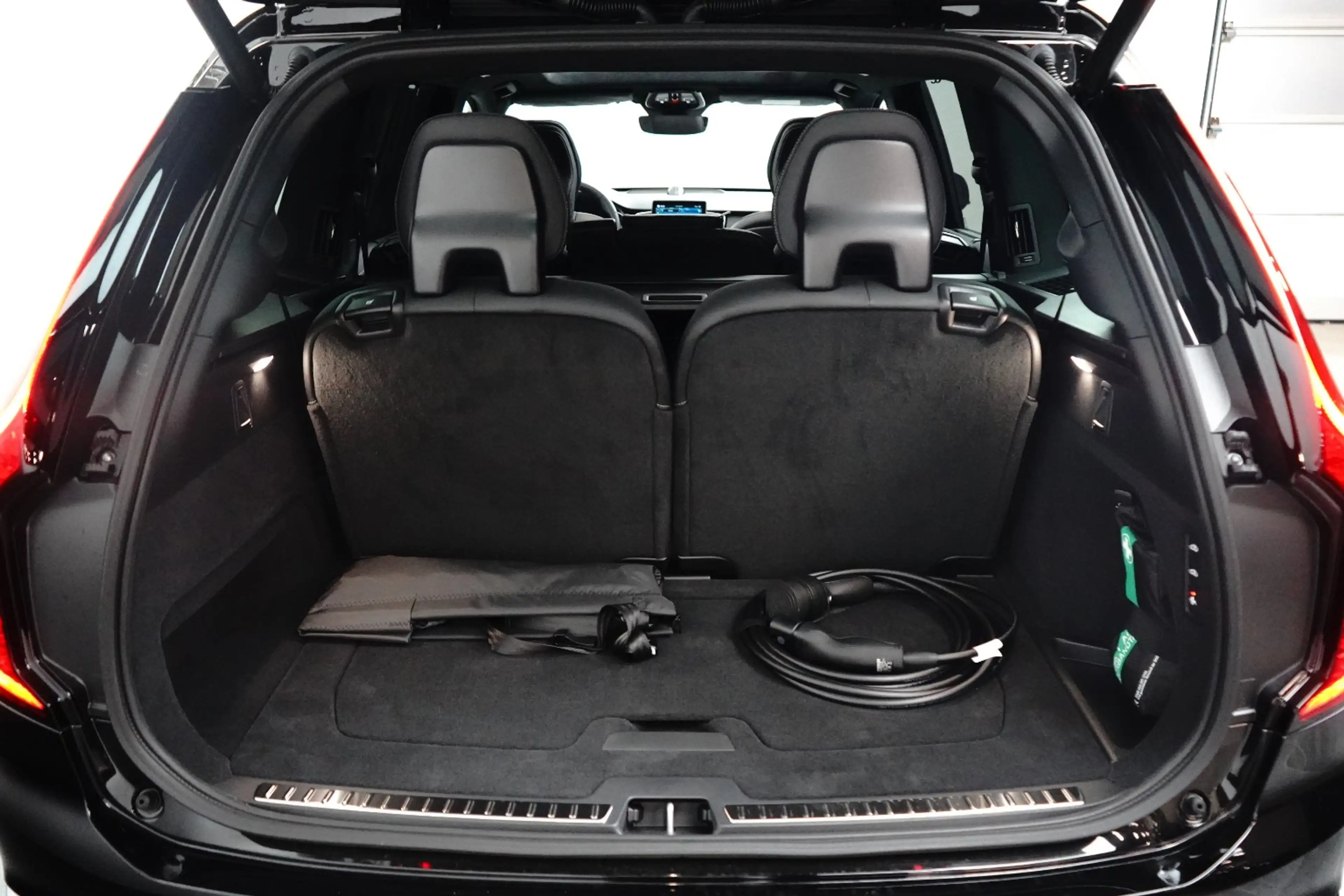 Volvo XC90 2.0 T8 Plug-in hybrid AWD Ultra Black Edition | Lu — photo 9
