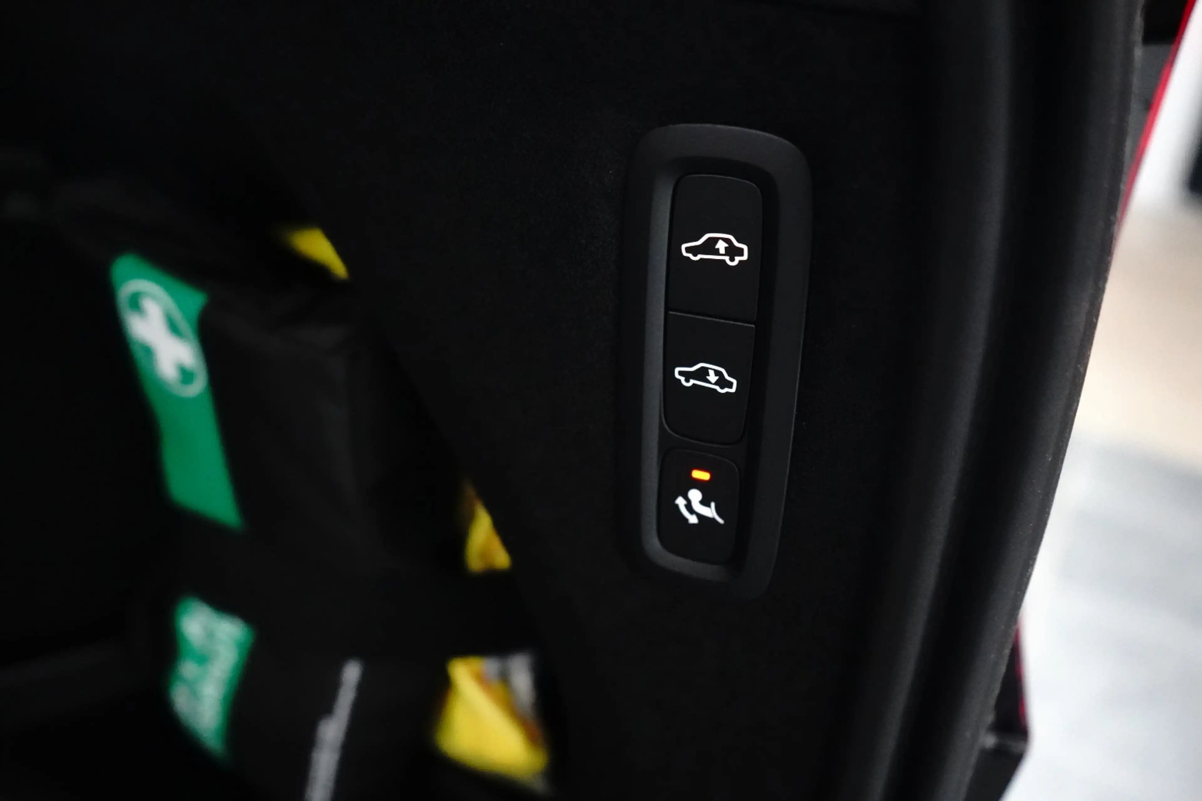 Volvo XC90 2.0 T8 Plug-in hybrid AWD Ultra Black Edition | Lu — photo 28