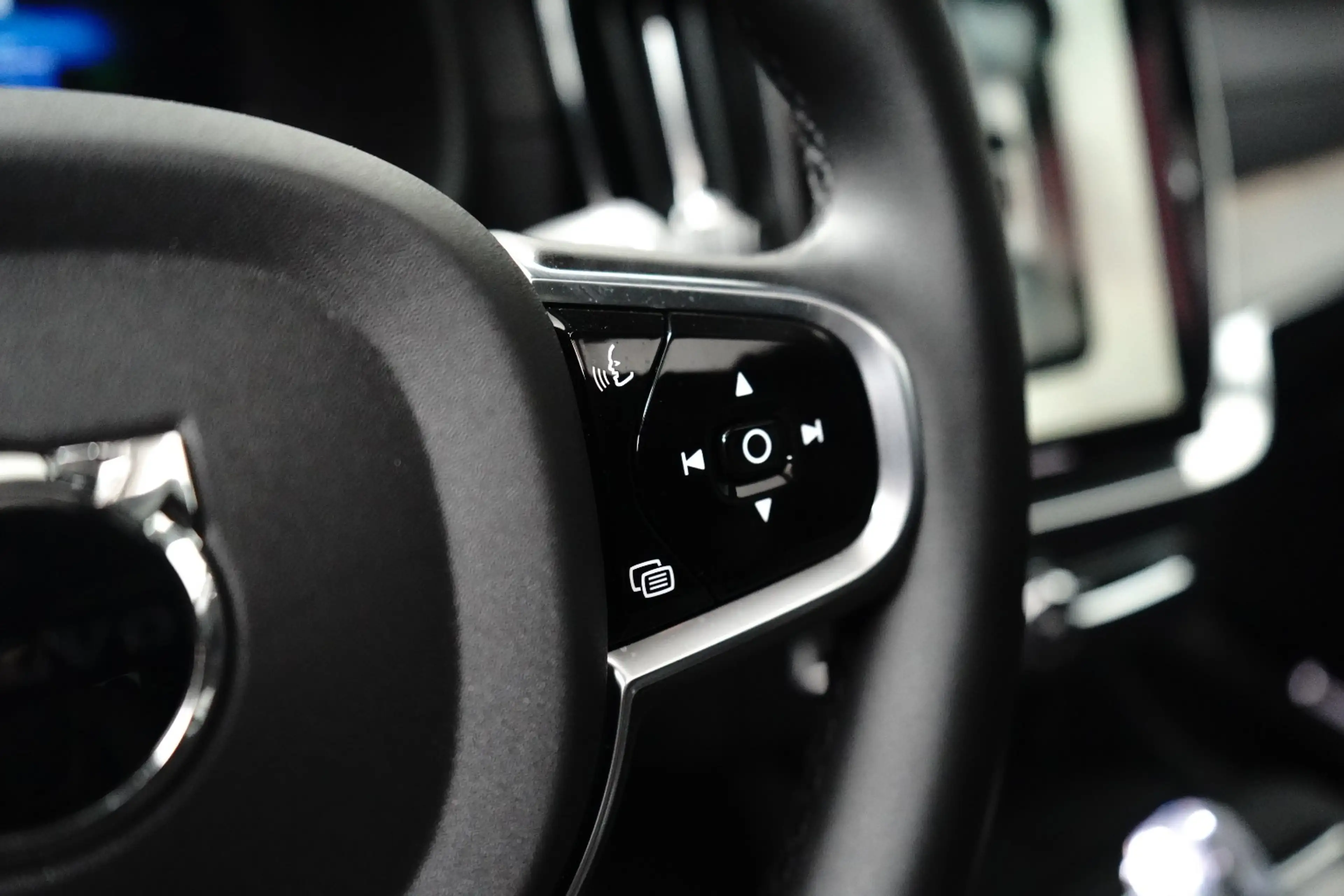 Volvo XC90 2.0 T8 Plug-in hybrid AWD Ultra Black Edition | Lu — photo 21