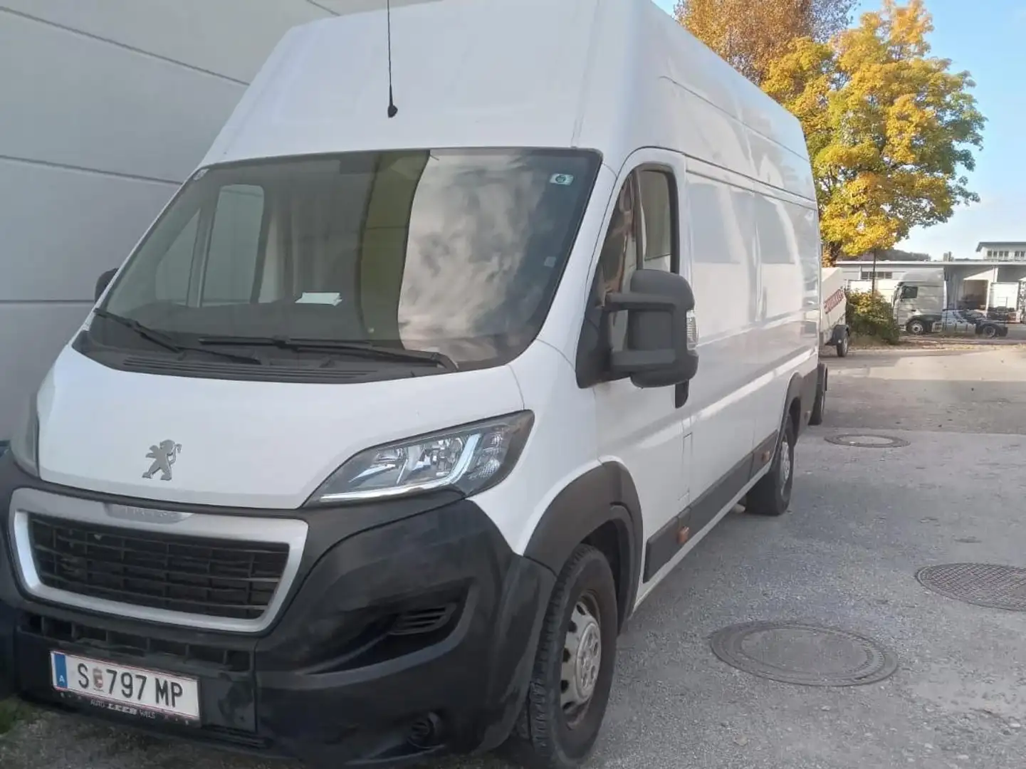 Peugeot Boxer Boxer L4H3 2,0 BlueHDi S&S Weiß - 1