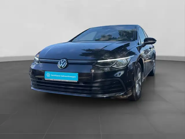 Volkswagen Golf view 2