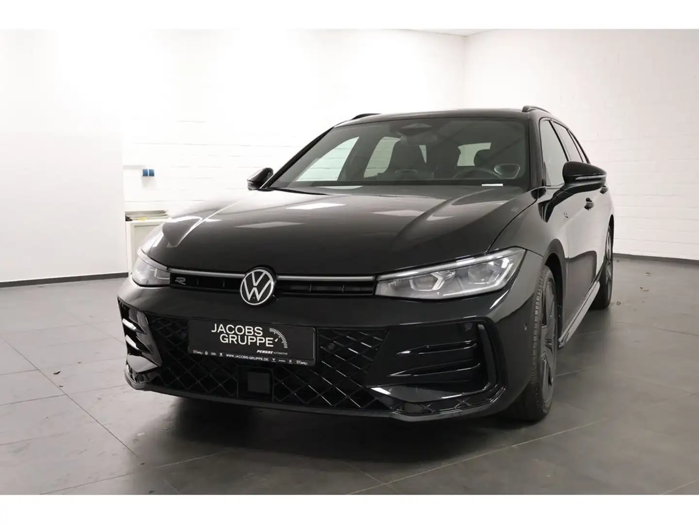 Volkswagen Passat Variant 2.0 TDI R-Line "Black Style" D Schwarz - 2