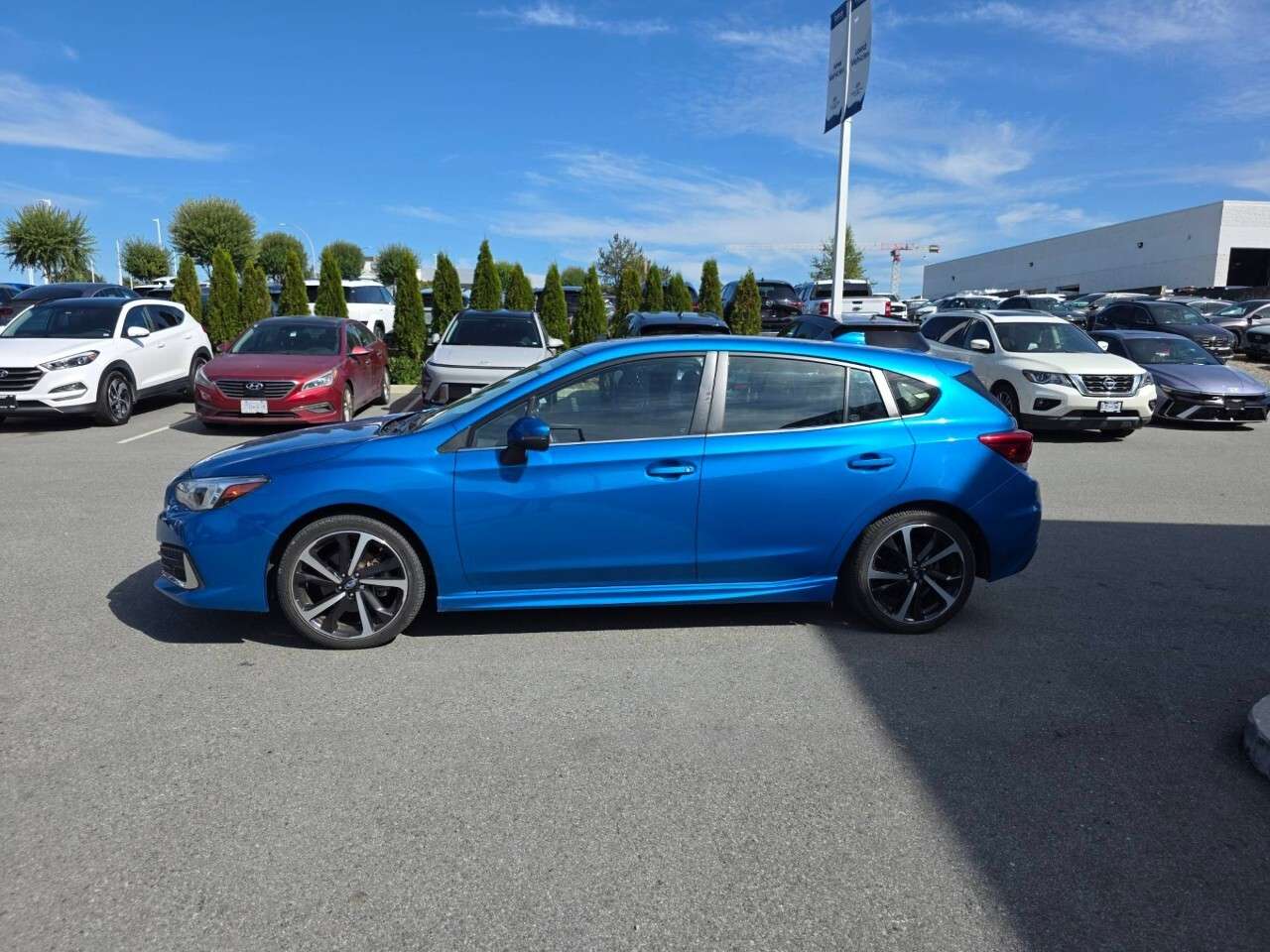 2022 Subaru Impreza Sport-tech 5-door CVT w/EyeSight — снимка 1