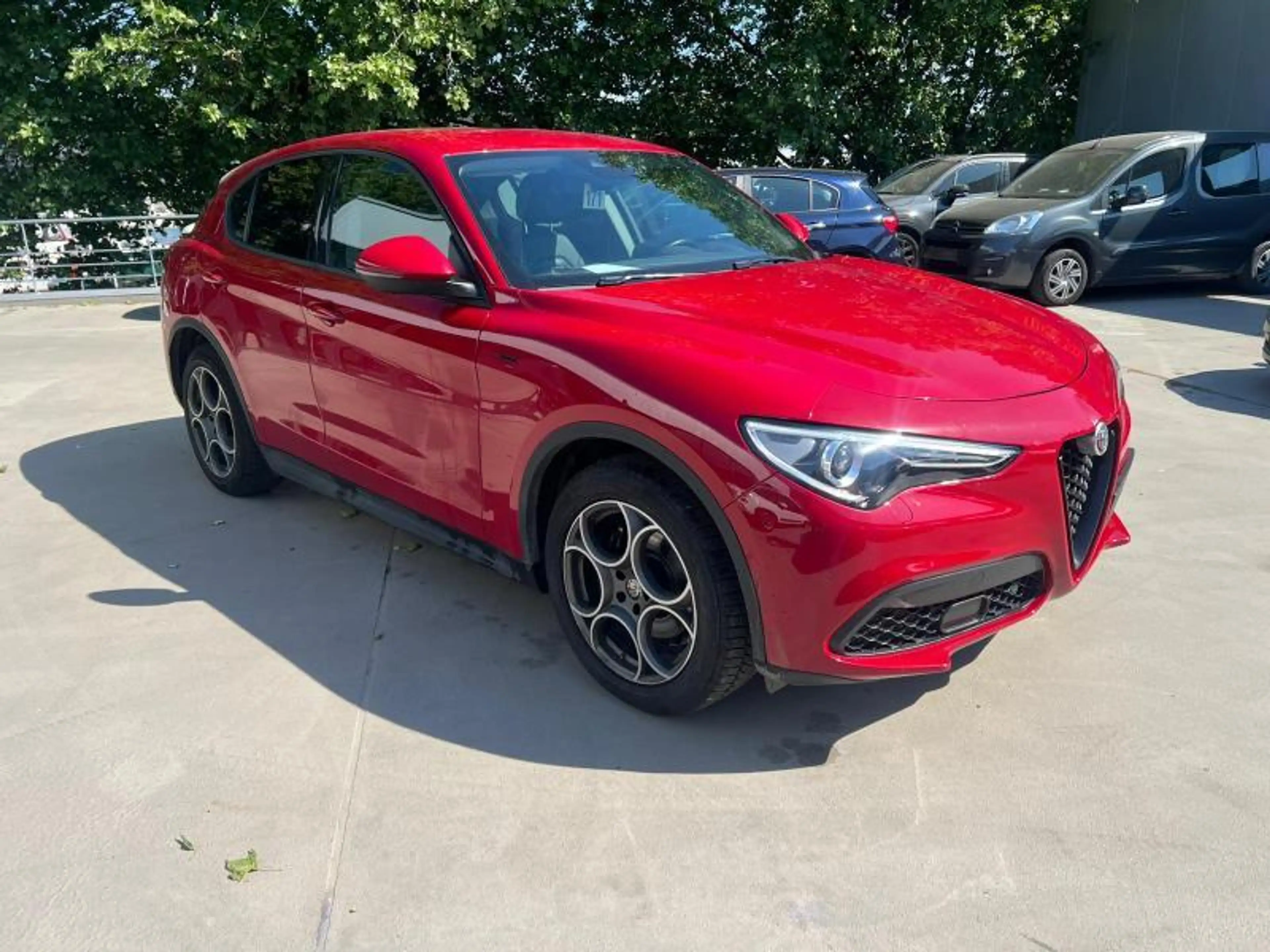 Alfa Romeo Stelvio Sprint — photo 3
