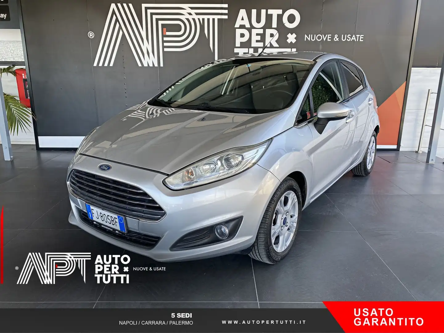 Ford Fiesta Fiesta 1.5 tdci Titanium 75cv 5p E6 Argento - 1