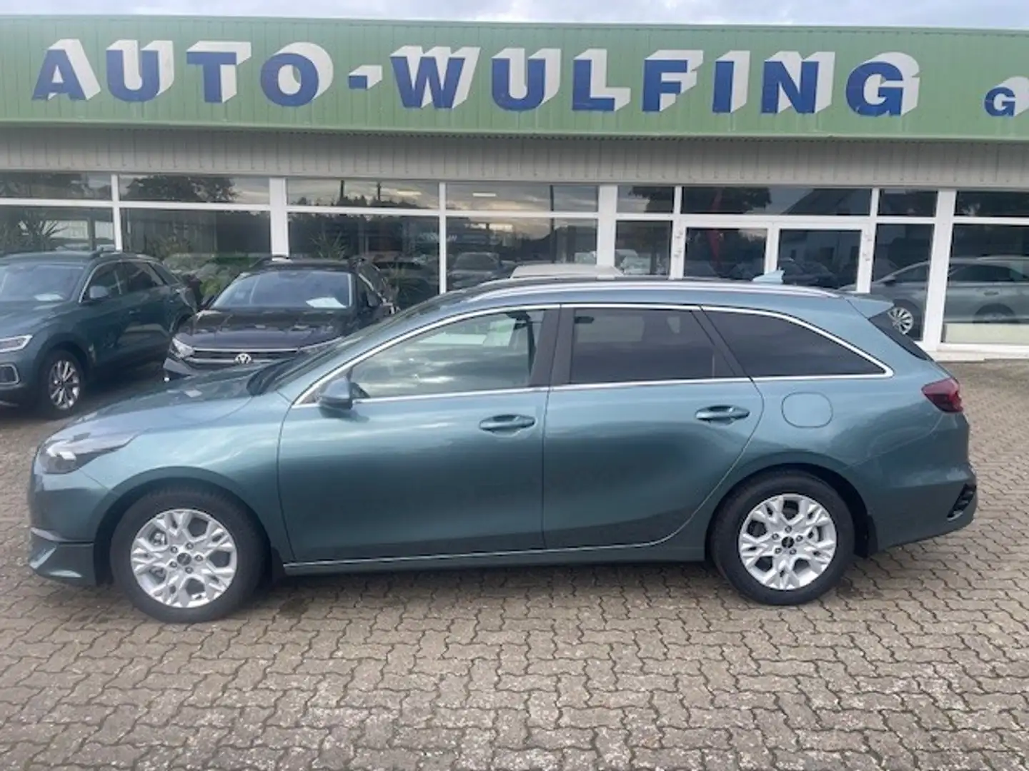 Kia Ceed SW / cee'd SW 1.5T-GDI DCT Vision Kamera Navi LED-SW Grau - 1