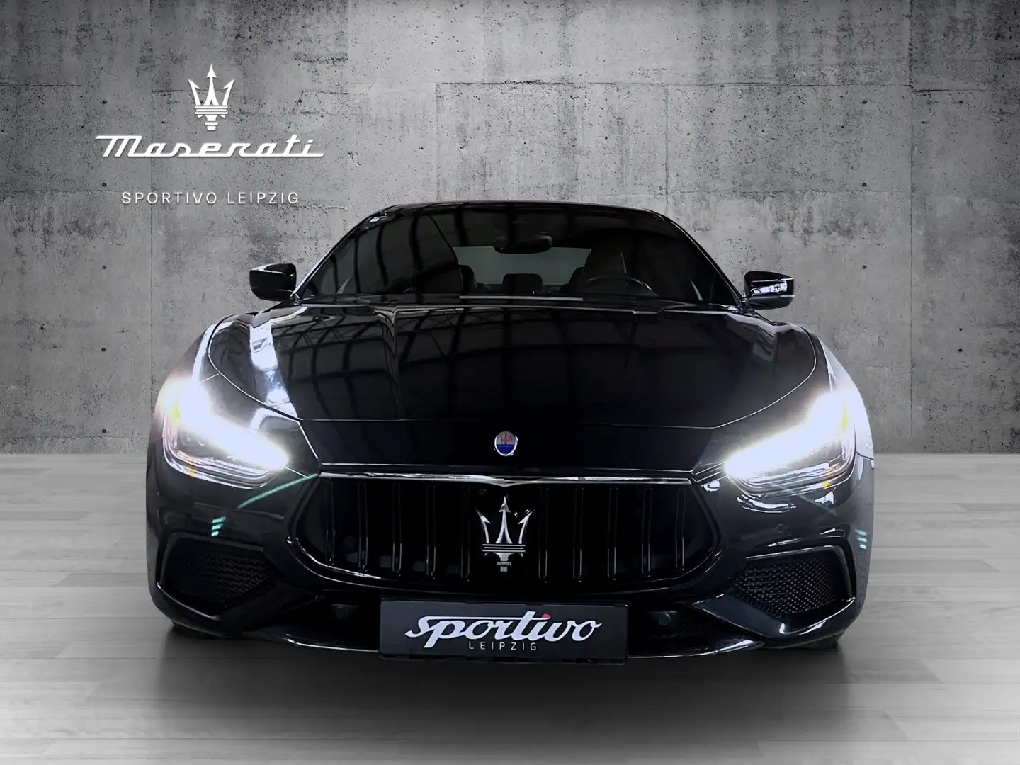 Maserati Ghibli Trofeo Schwarz - 2
