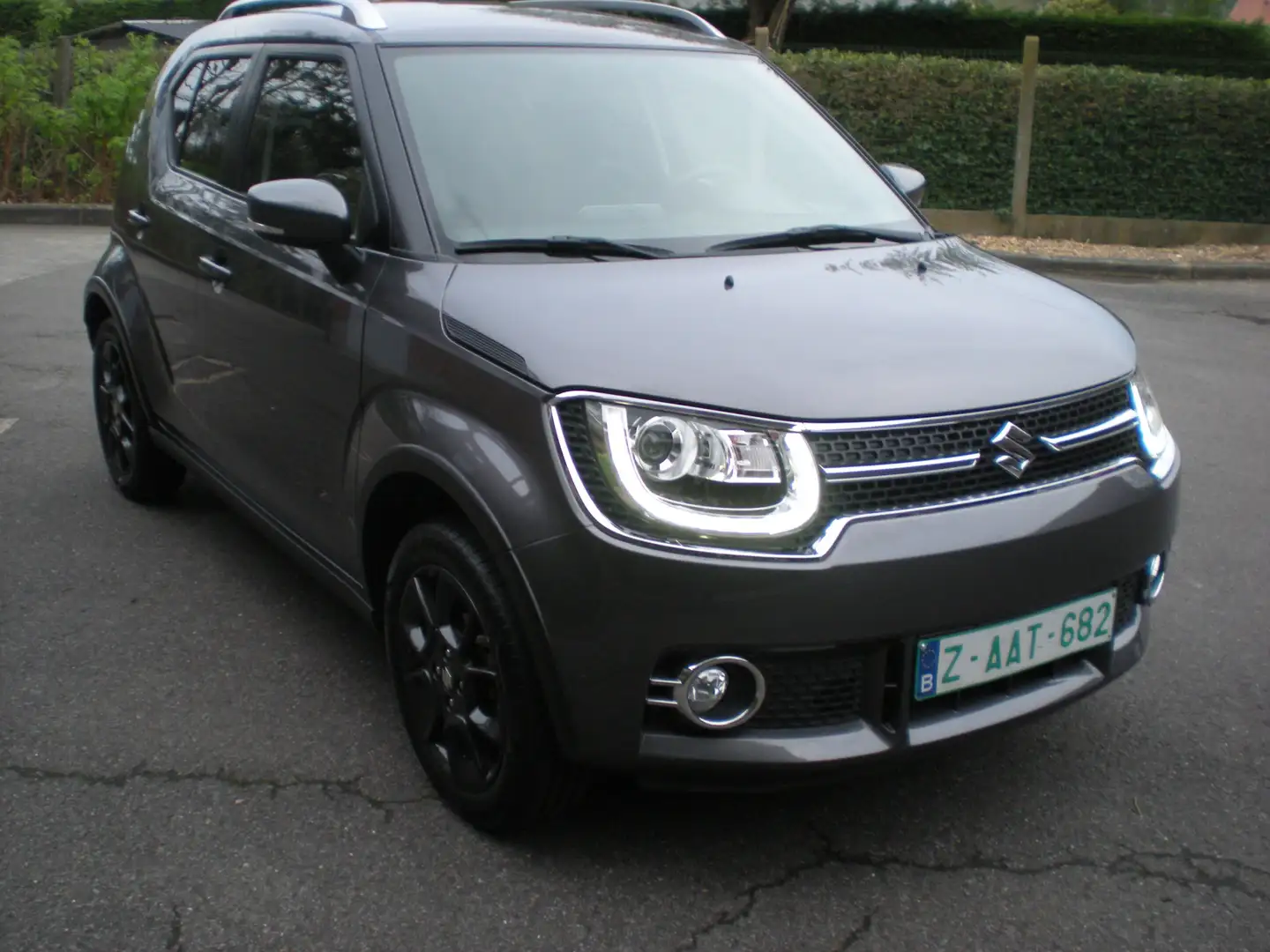 Suzuki Ignis 1.2i HYBRIDE GLX Gris - 1