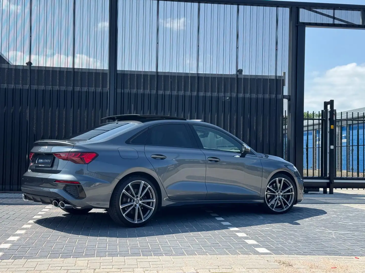 Audi S3 Limousine 2.0 TFSI Quattro - LEER - SCHUIFDAK - 19 Gris - 2