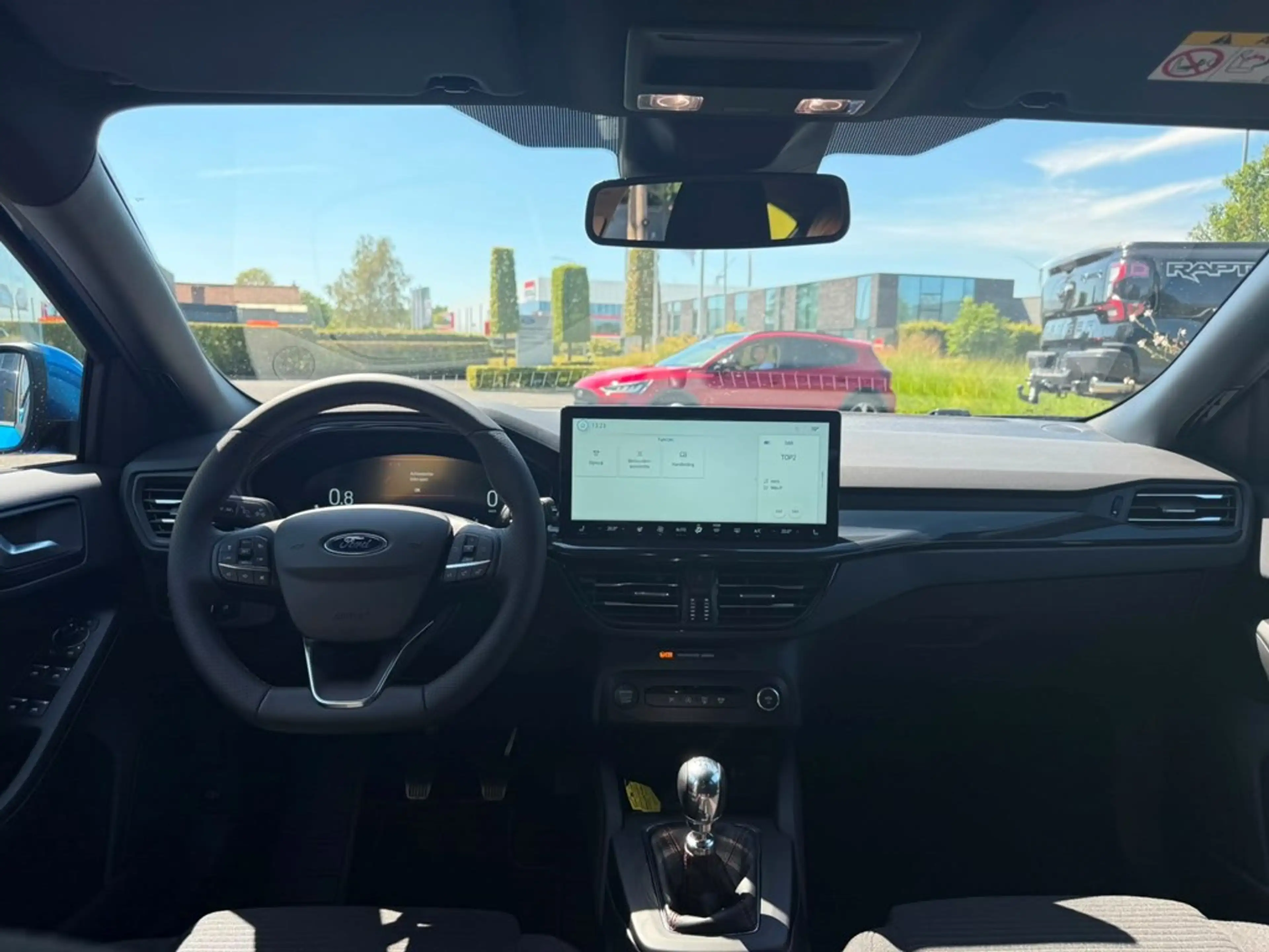 Ford Focus Clipper EcoBoost mHEV ST-Line X — photo 5