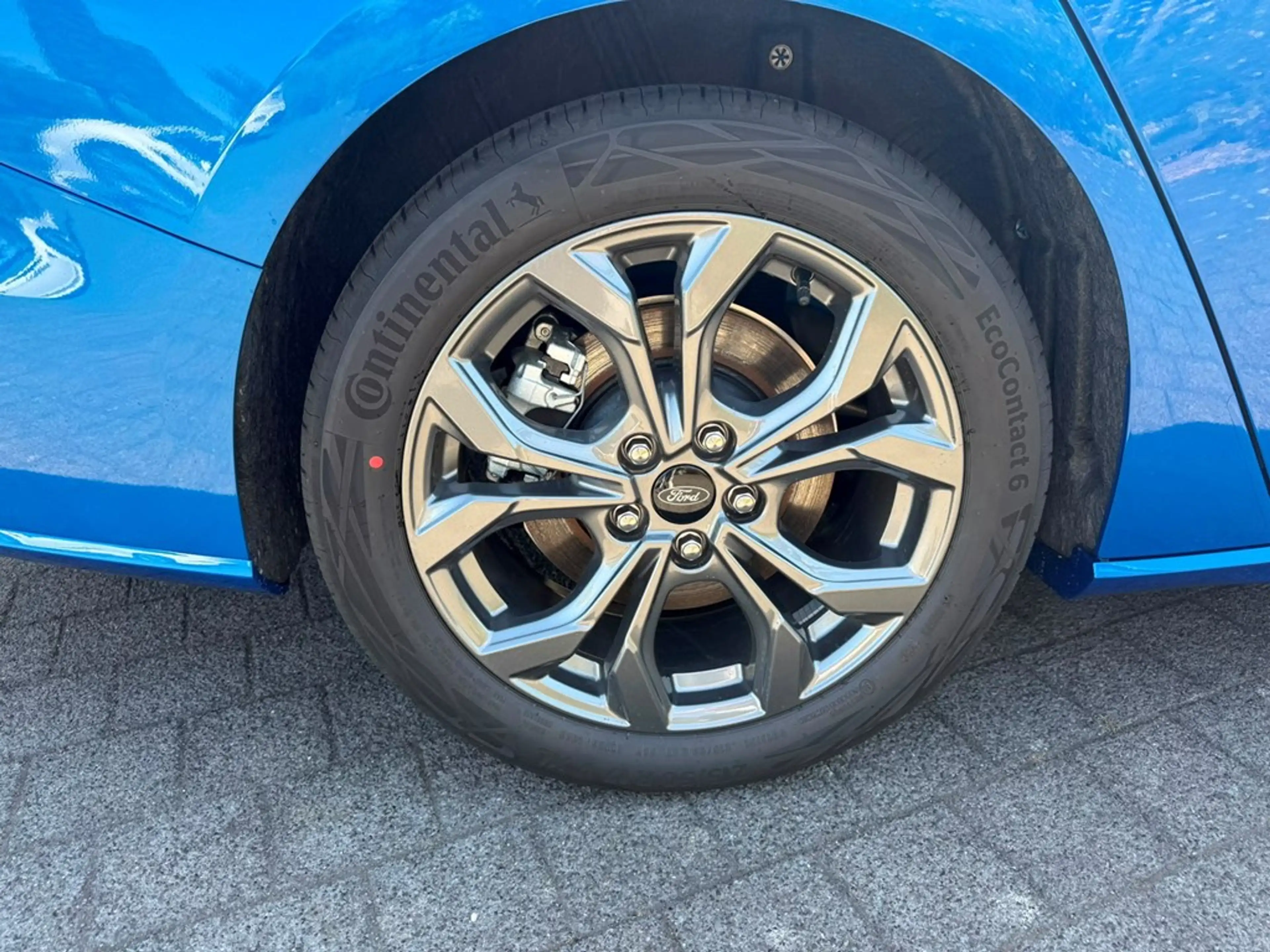 Ford Focus Clipper EcoBoost mHEV ST-Line X — photo 14