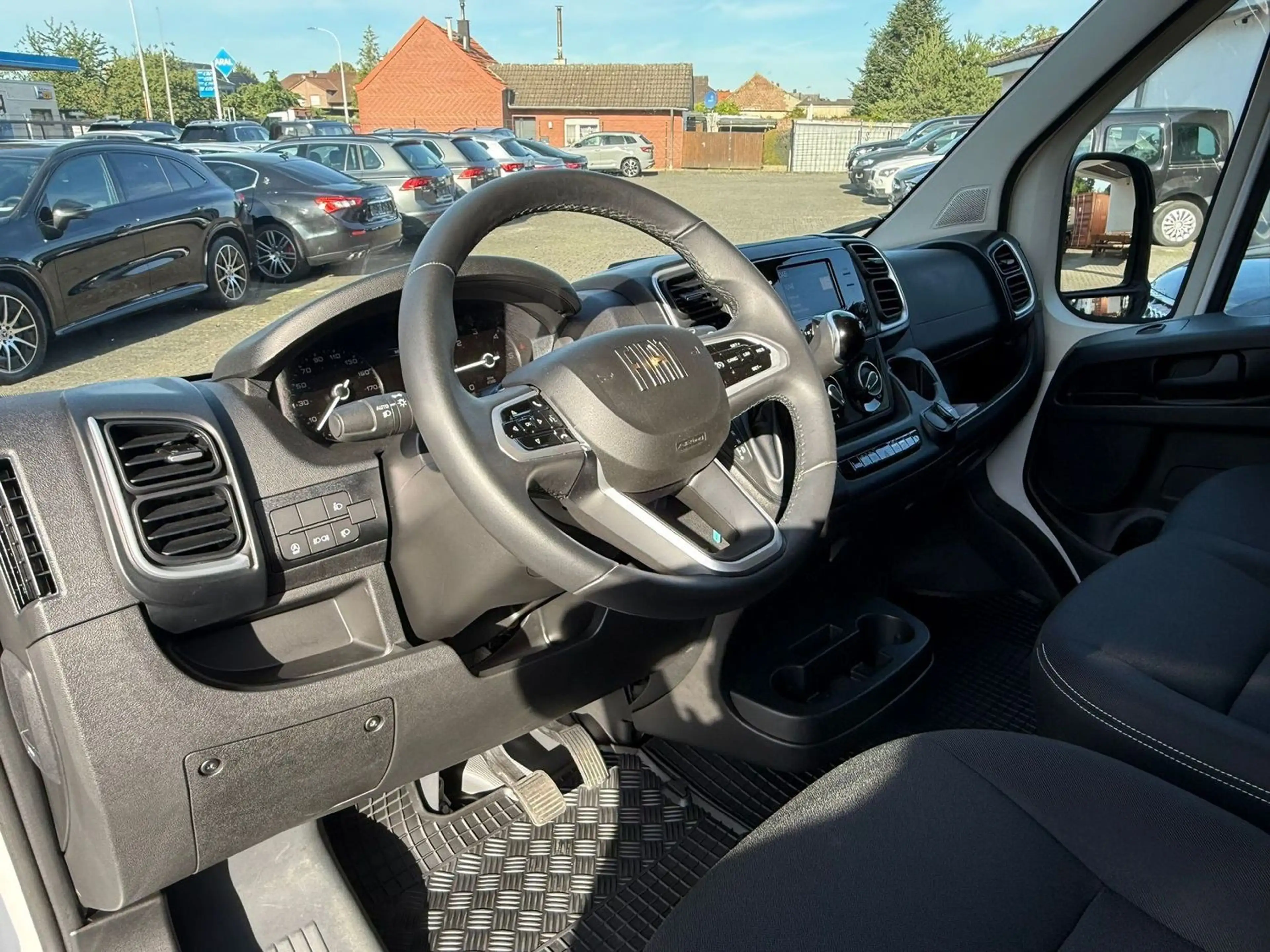 Fiat Ducato 35 L2H2 140 Multijet Automatik PDC R.Kamera Klima — photo 10