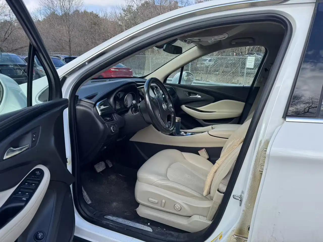Buick Envision снимка Buick Envision