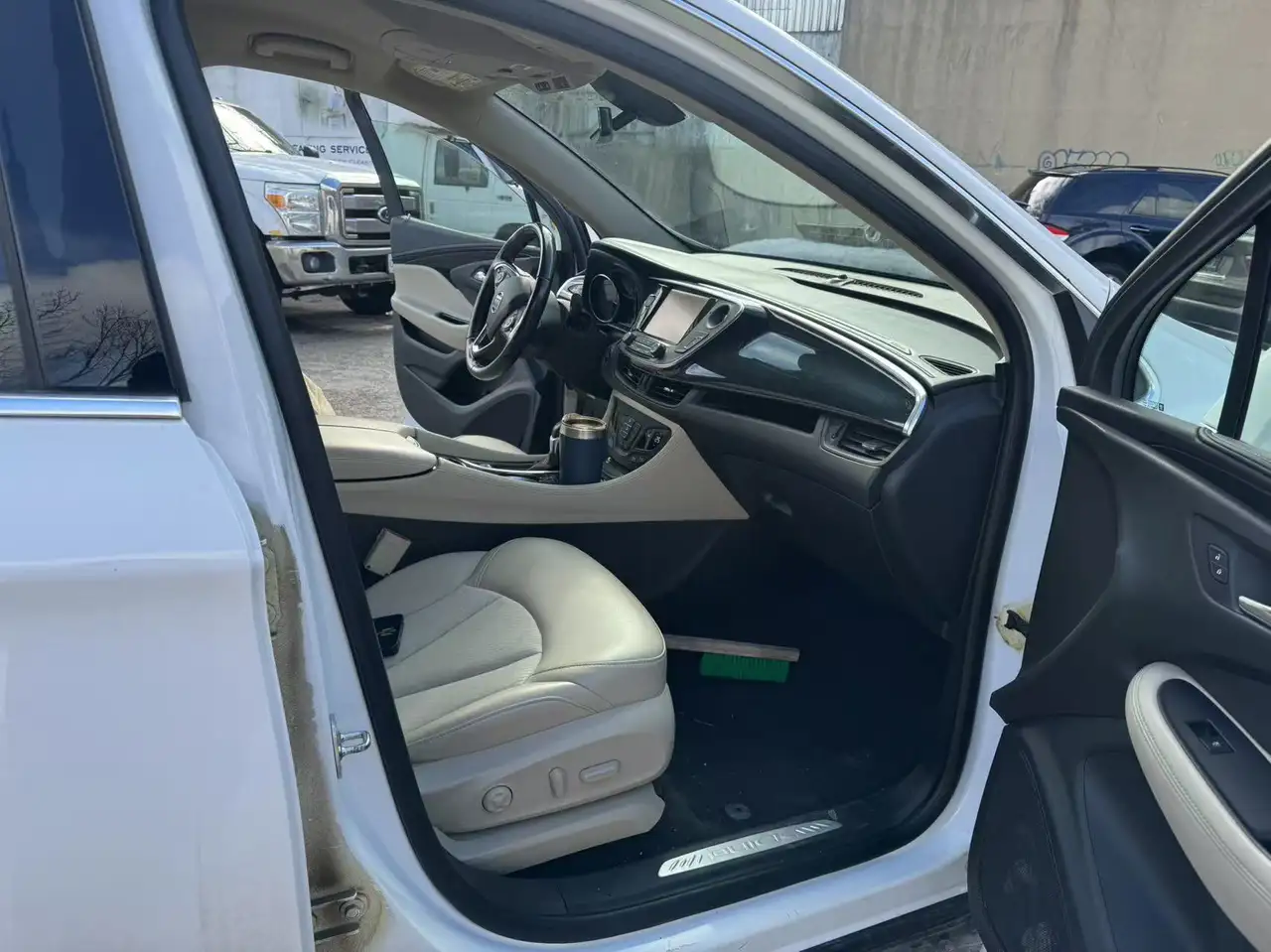 Buick Envision снимка Buick Envision