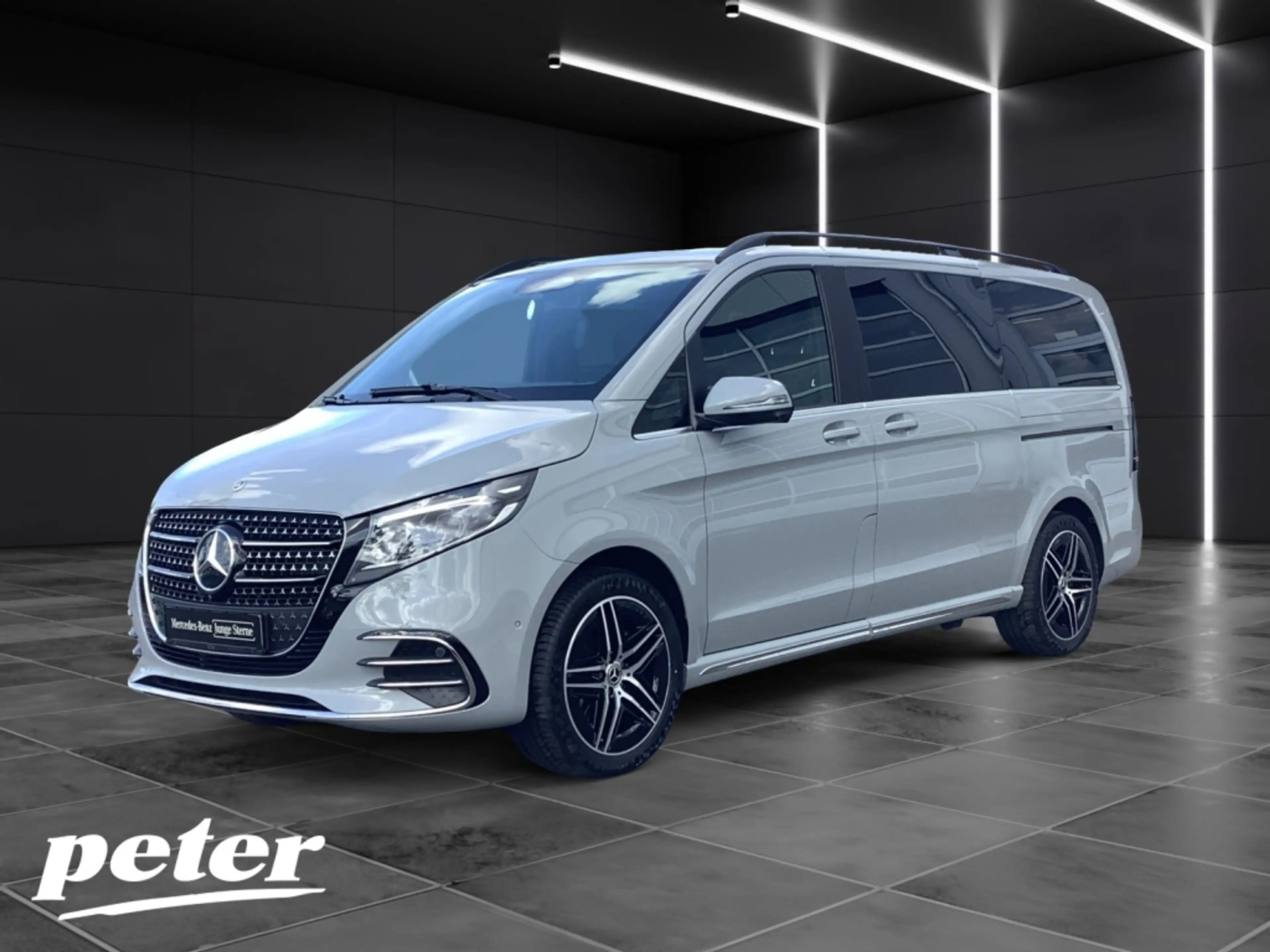 Mercedes-Benz V 300 d Avantgarde AMG 4 Matic Liege*alpingrau — photo 2