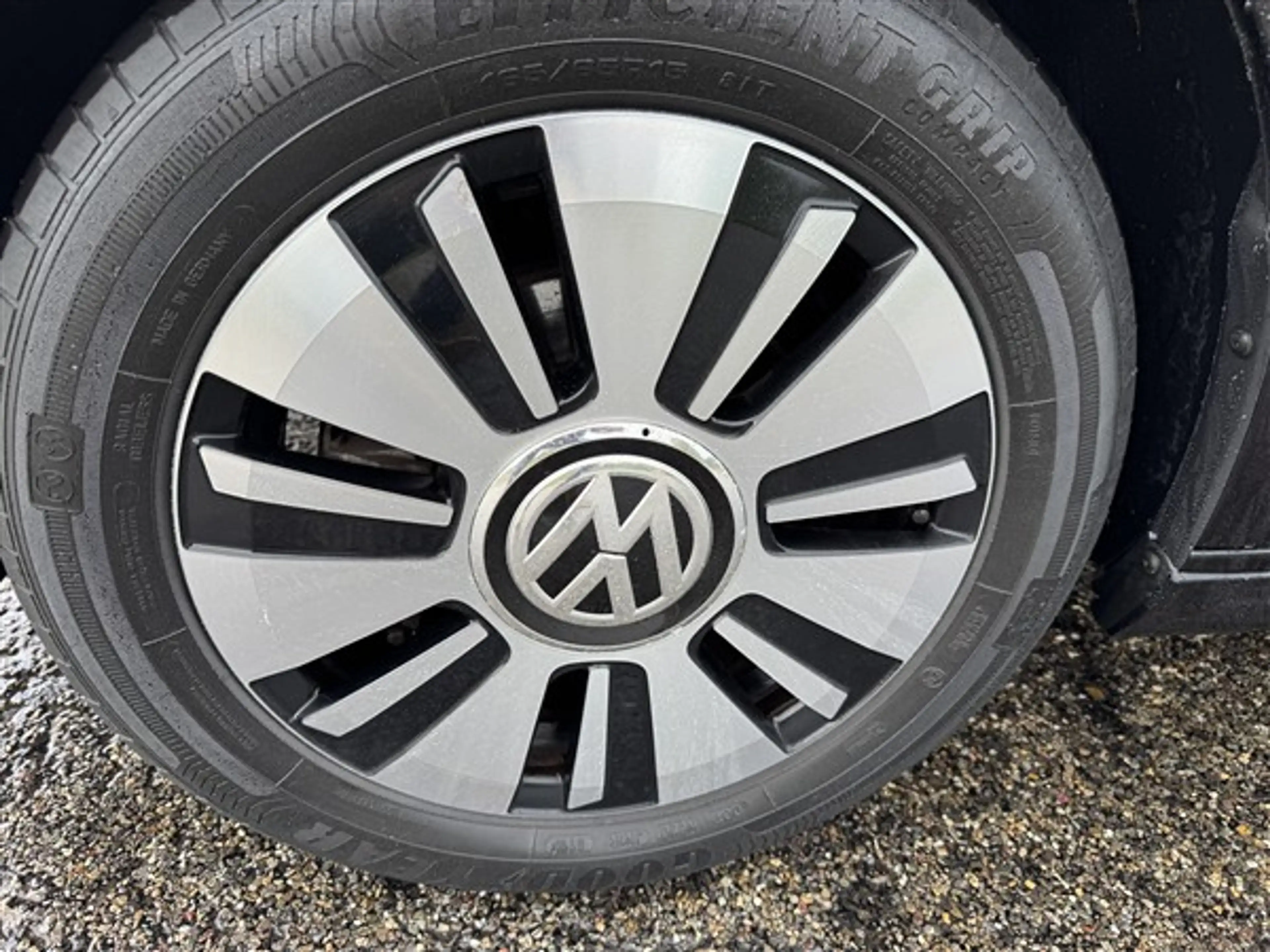 Volkswagen e-up! ECC.LMV.CRUISE.CAMERA.PDC.VERW STOEL — photo 8