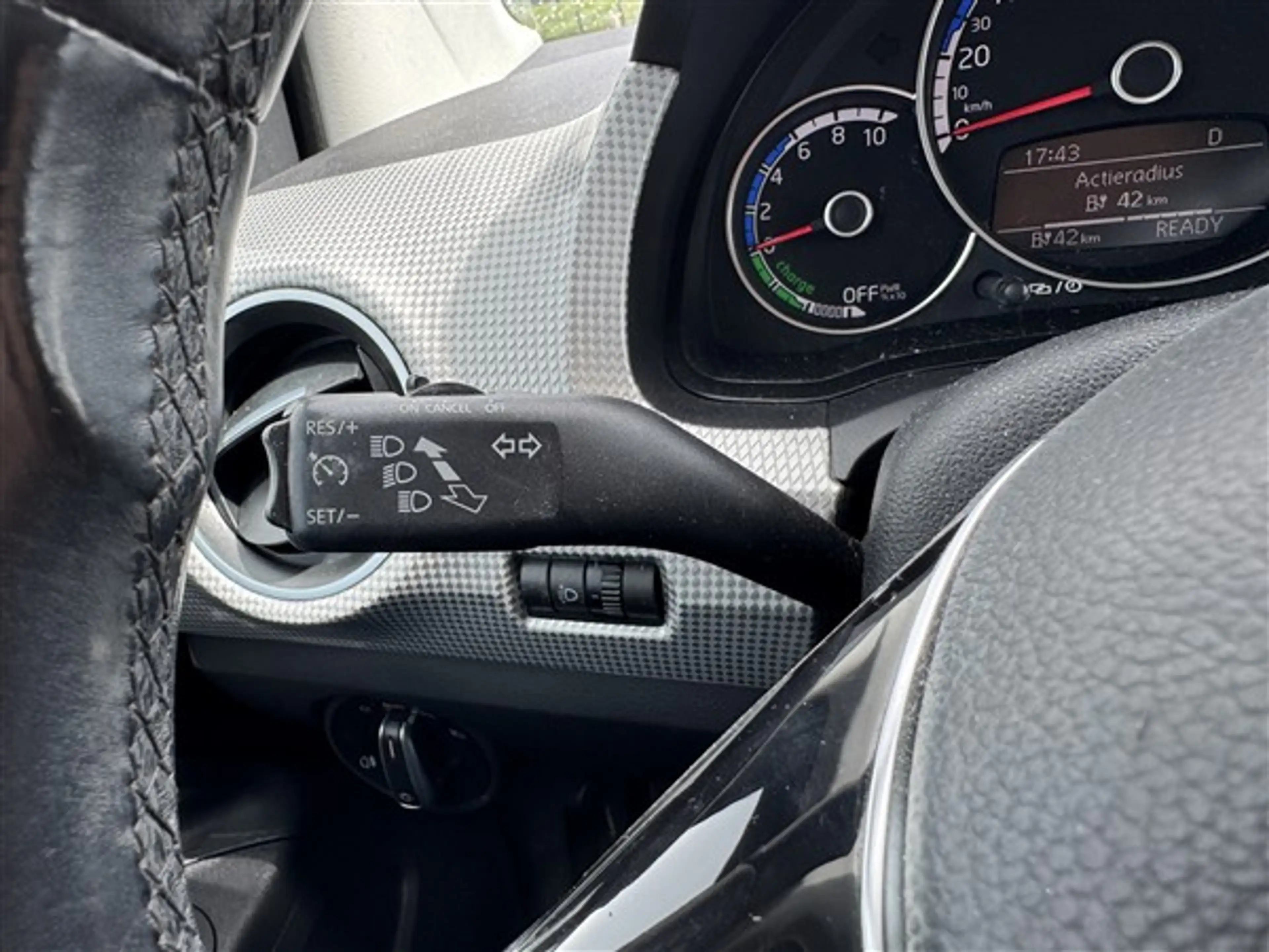 Volkswagen e-up! ECC.LMV.CRUISE.CAMERA.PDC.VERW STOEL — photo 15