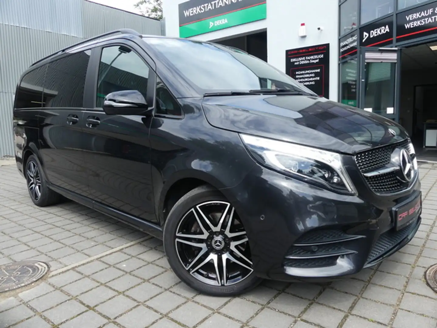 Mercedes-Benz V 250d AVANTGARDE AMG Lang LED/360°/E-Türen/STHZ Grau - 1