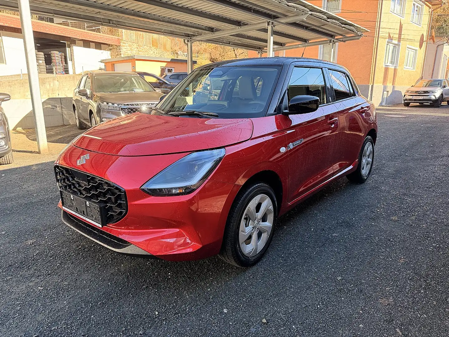 Suzuki Swift 1,2 Hybrid Allgrip Shine Rouge - 1