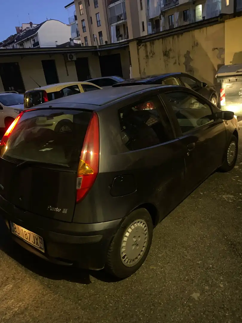 Fiat Punto 3p 1.2 16v ELX - 2