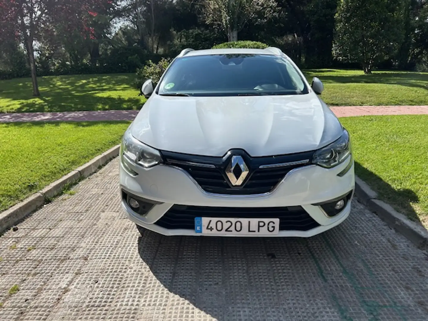 Renault Megane S.T. 1.5dCi Blue Zen EDC 85kW - 2