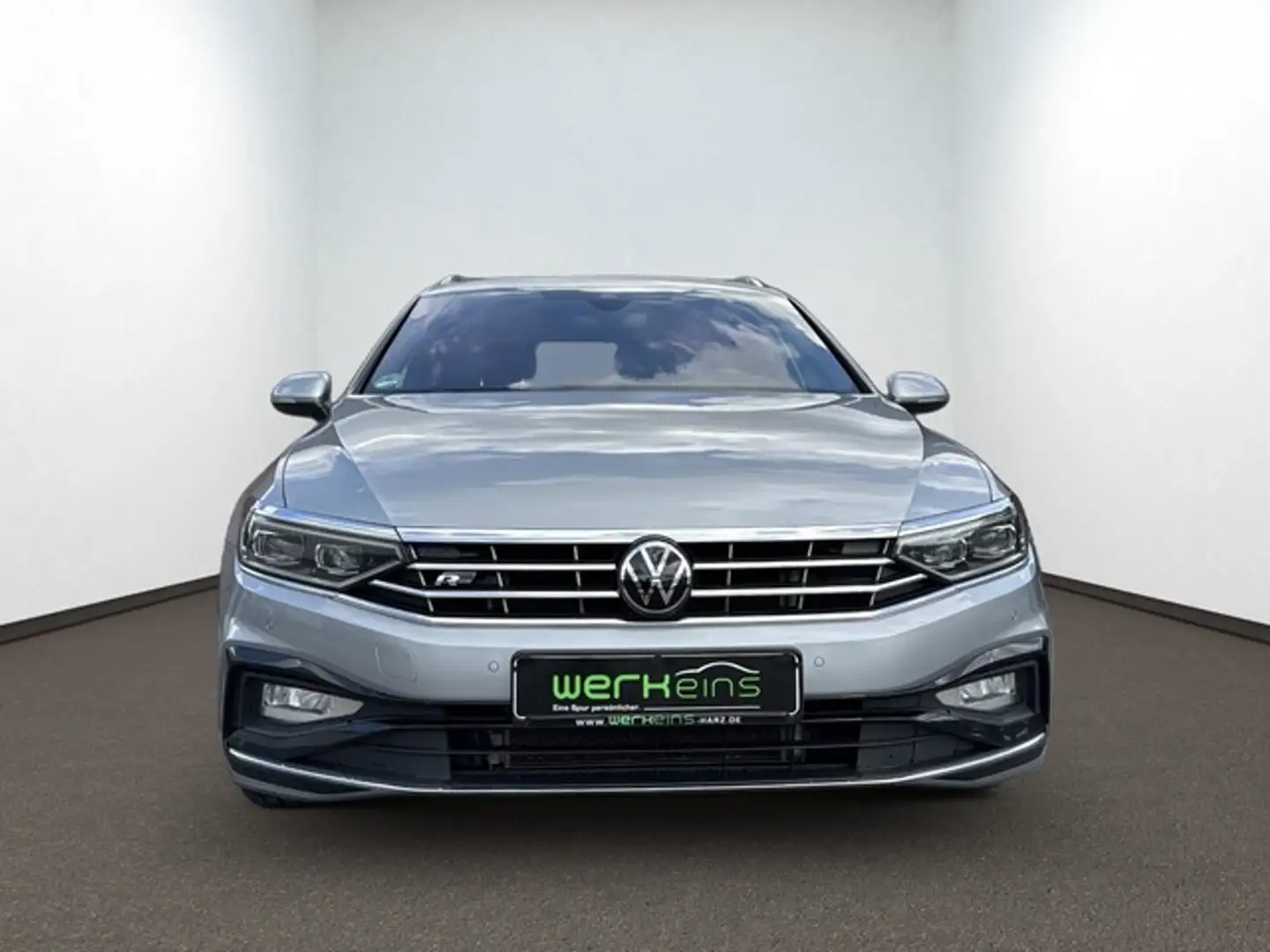 Volkswagen Passat Variant R-Line Matrix HarmanK Leder 18Zol Argento - 2