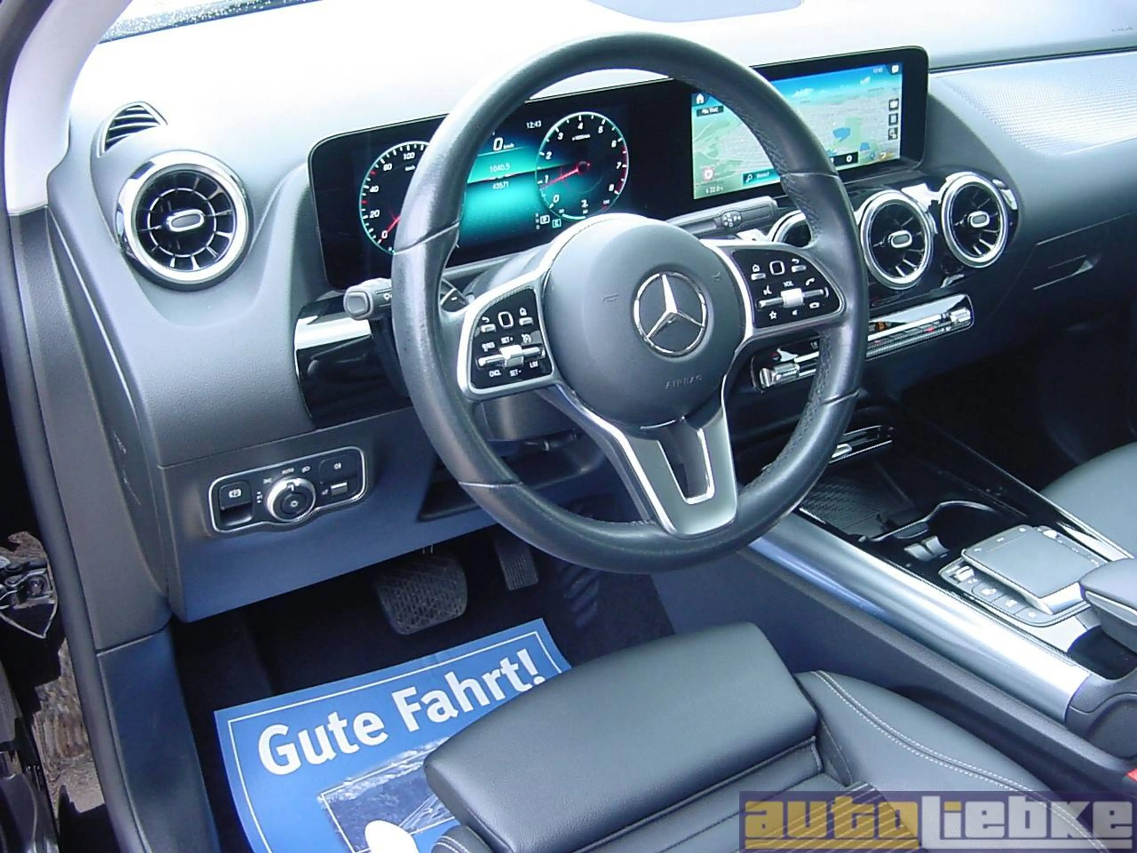 Mercedes-Benz B 180 PROGR. AUT,LED,NAVI,A-CP/A-A,DAB,SHZ,PARK-ASS,BT,GRA — photo 9