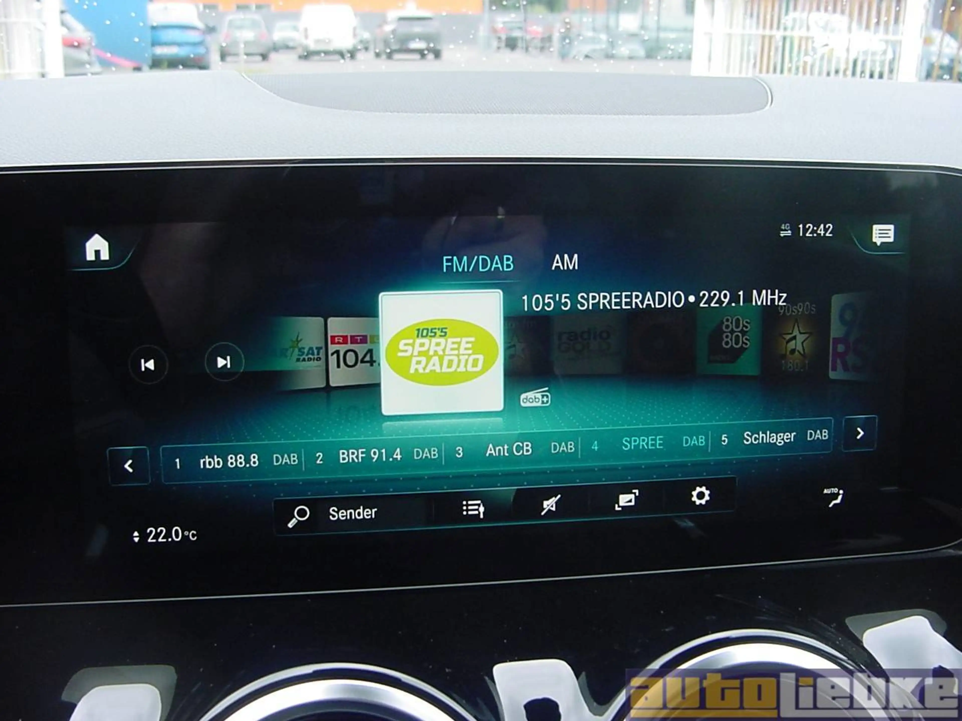 Mercedes-Benz B 180 PROGR. AUT,LED,NAVI,A-CP/A-A,DAB,SHZ,PARK-ASS,BT,GRA — photo 12