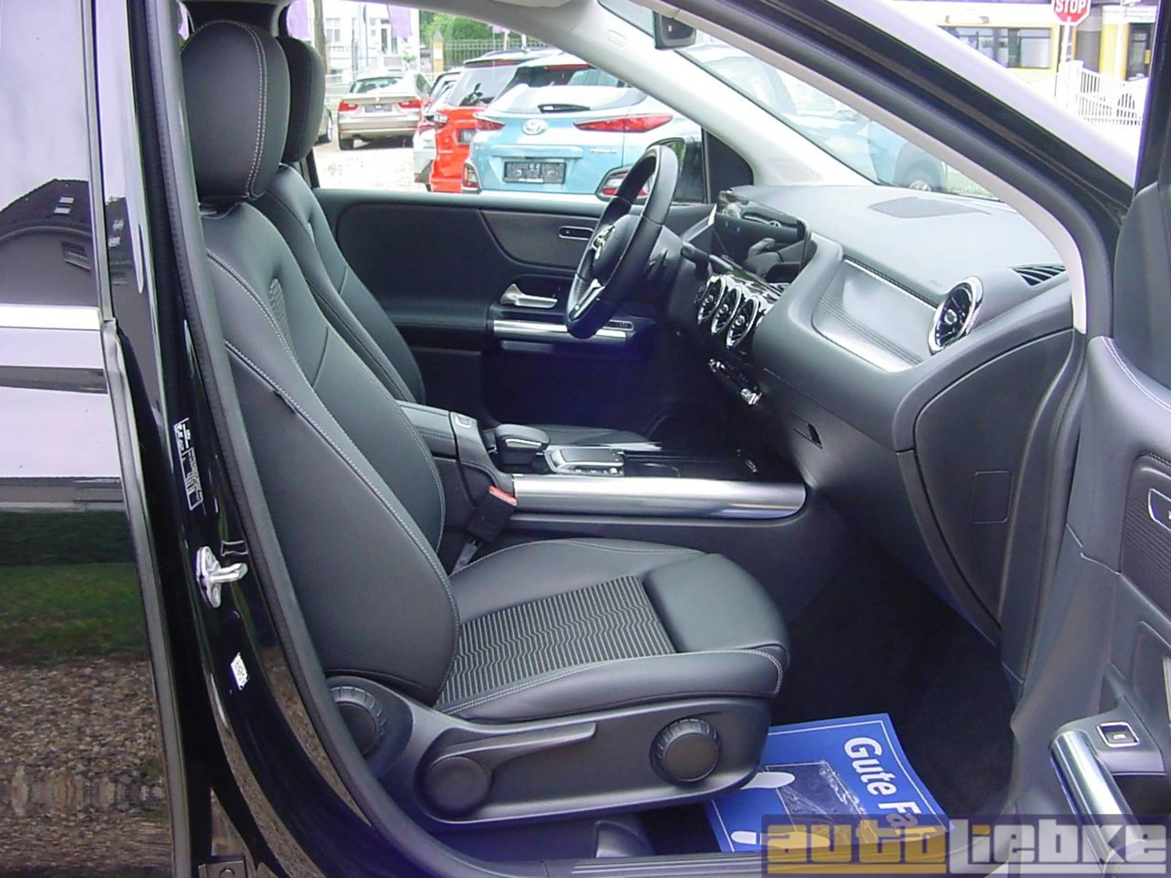Mercedes-Benz B 180 PROGR. AUT,LED,NAVI,A-CP/A-A,DAB,SHZ,PARK-ASS,BT,GRA — photo 7