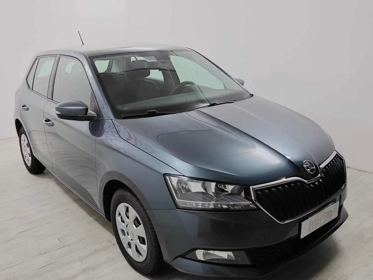 Skoda Fabia 1.0 MPI 60 CV Design Edition Grigio - 2