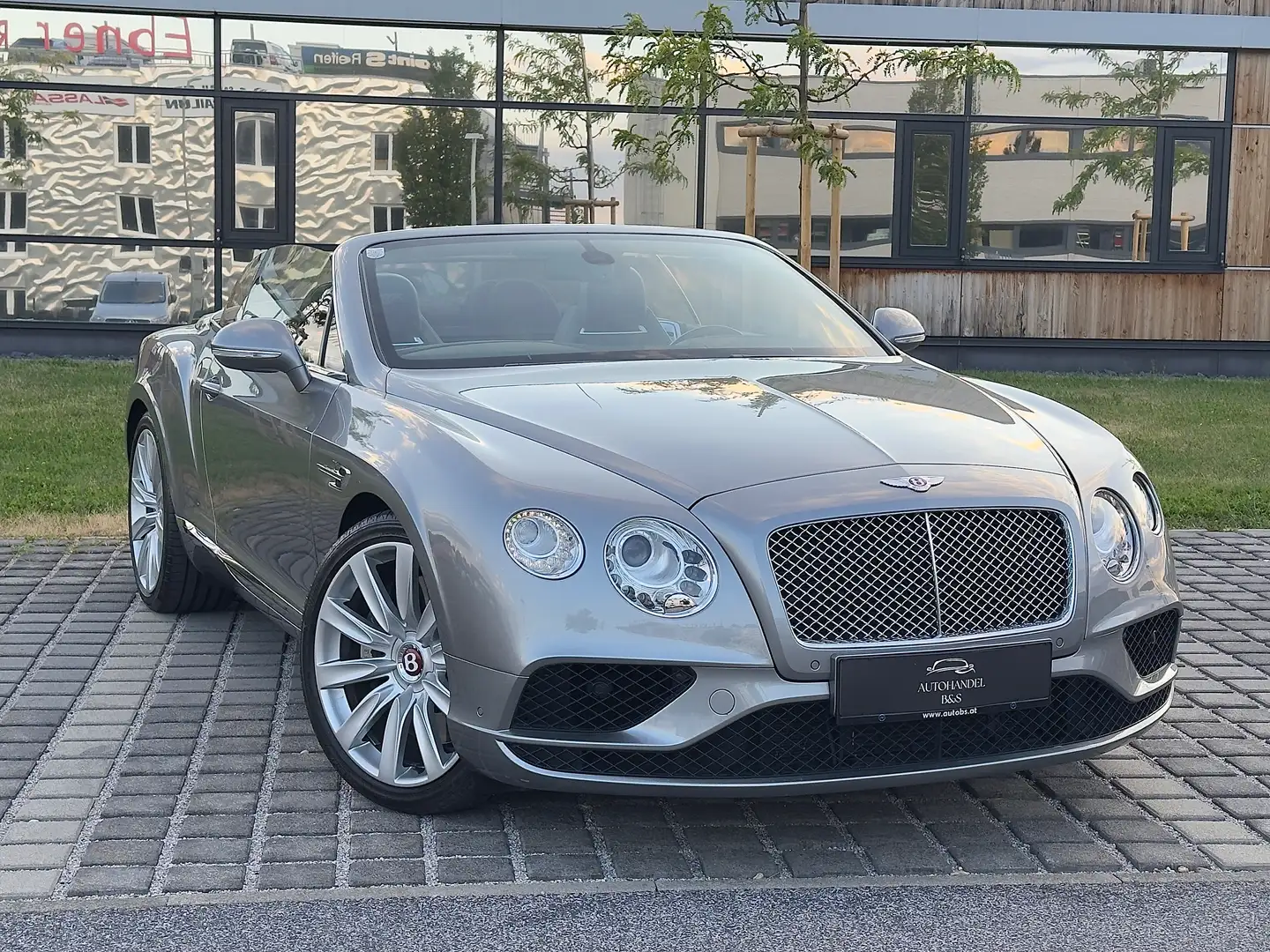 Bentley Continental Continental GTC Cabrio V8 *MULLINER* Grau - 1