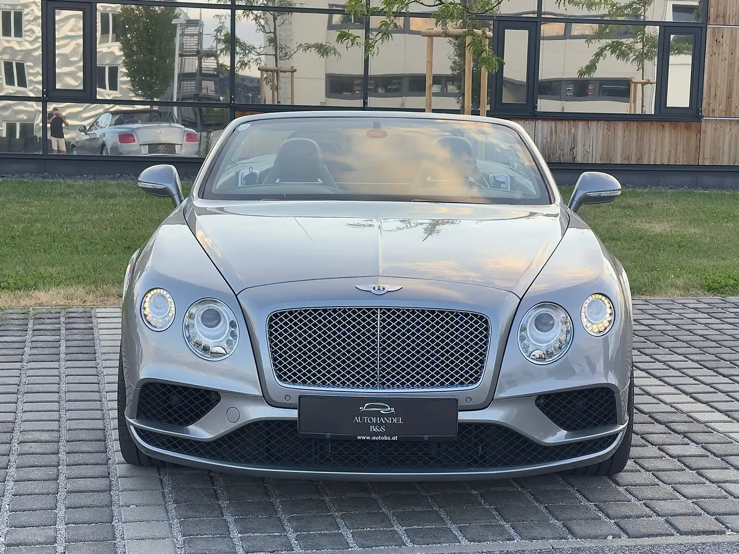 Bentley Continental Continental GTC Cabrio V8 *MULLINER* Grau - 2