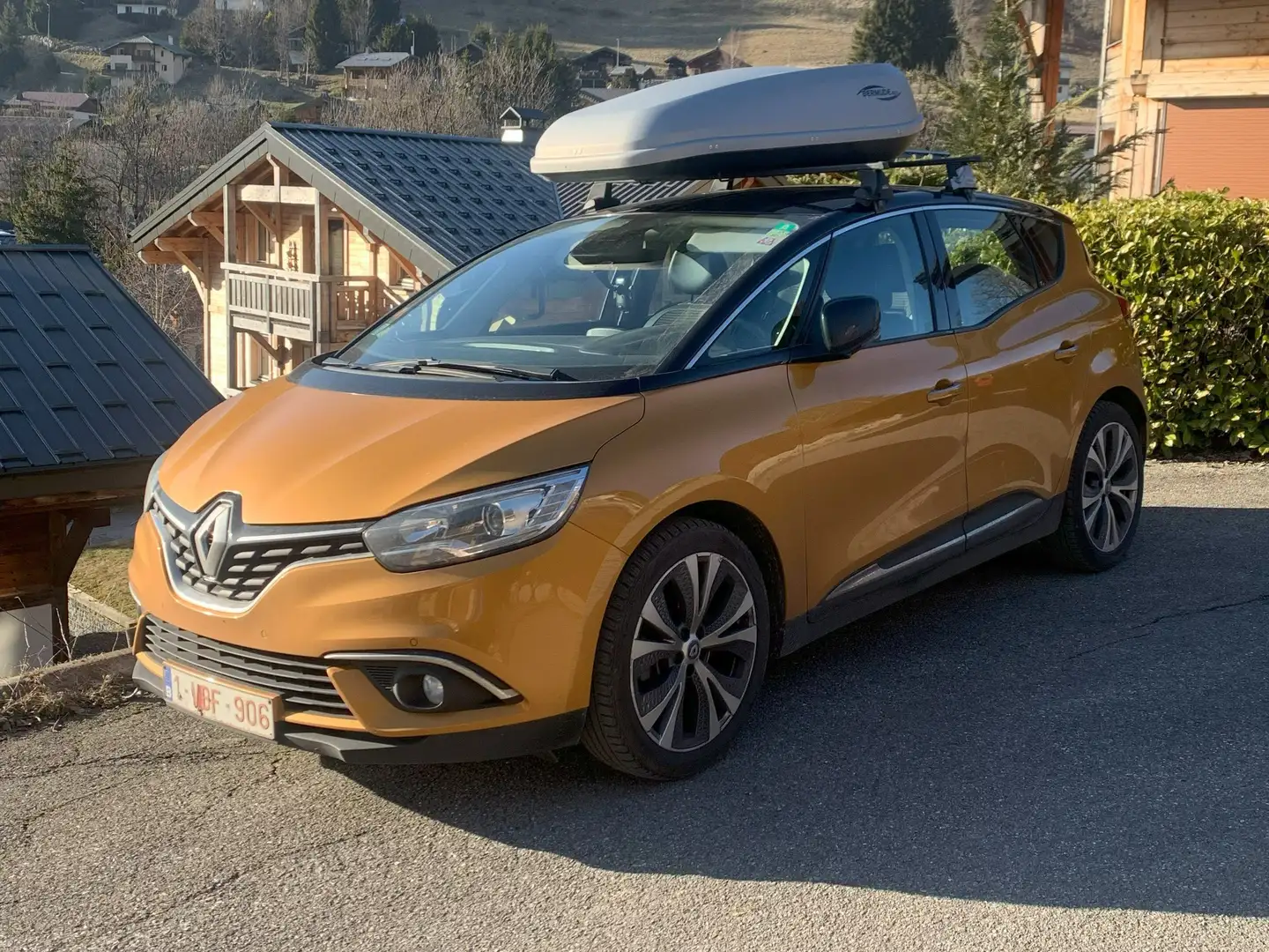 Renault Scenic Scenic 1.2 - 85 kW Orange - 2