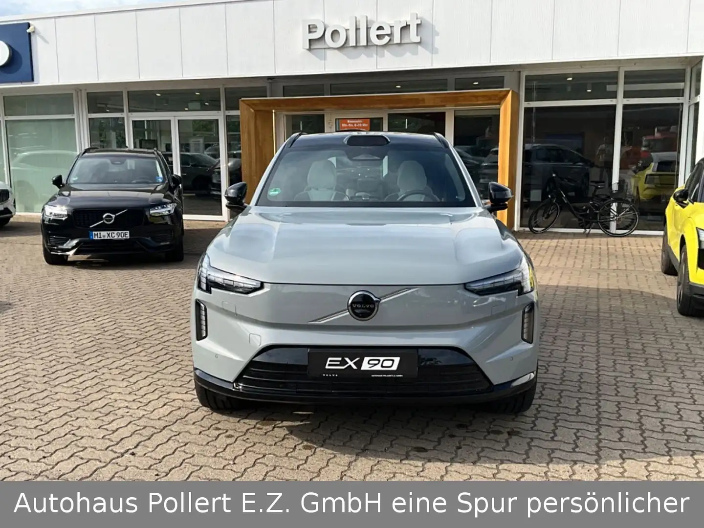 Volvo EX90 Ultra Performance Pure Electric AWD Grau - 2