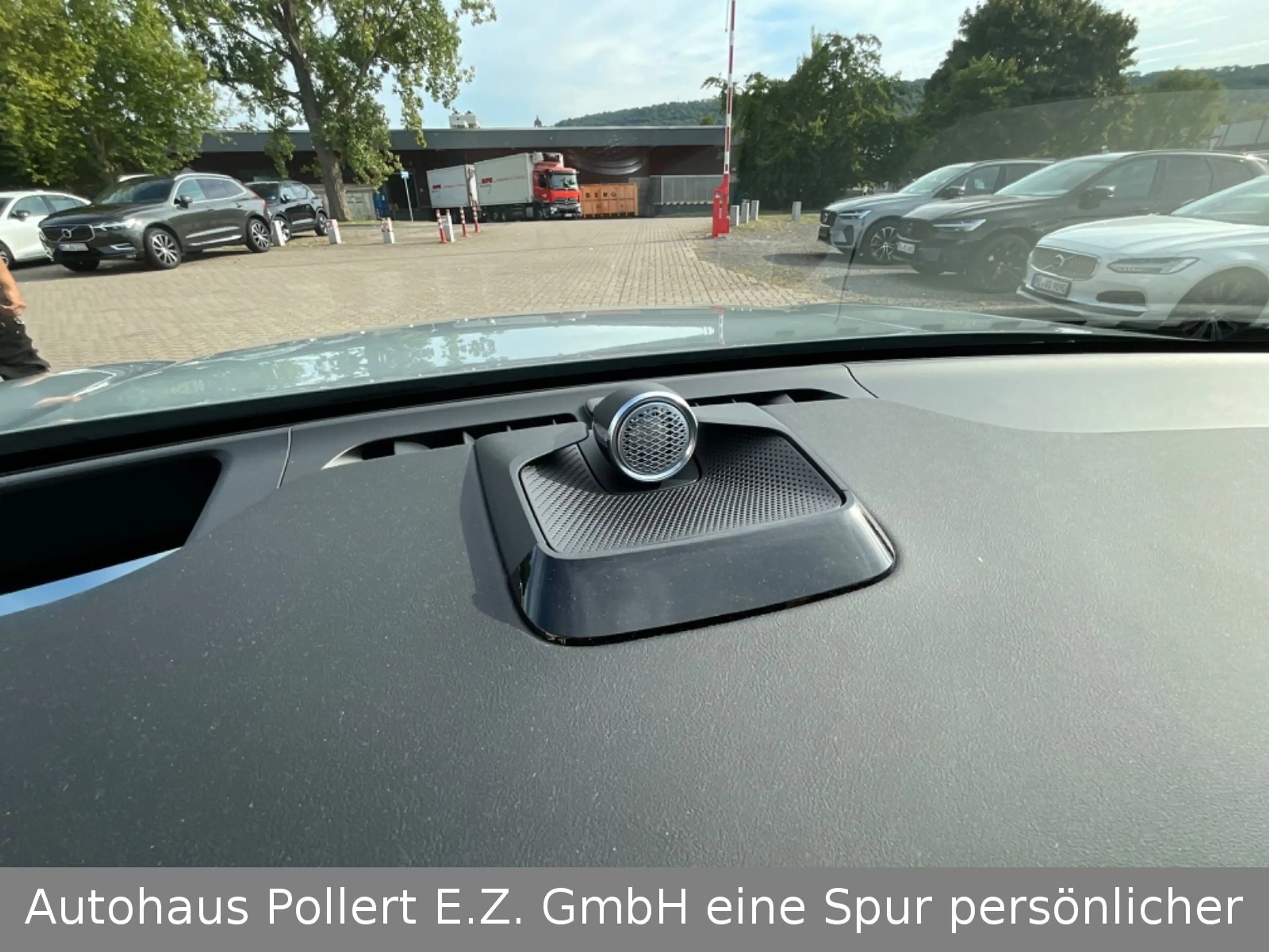 Volvo EX90 Ultra Performance Pure Electric AWD — photo 13