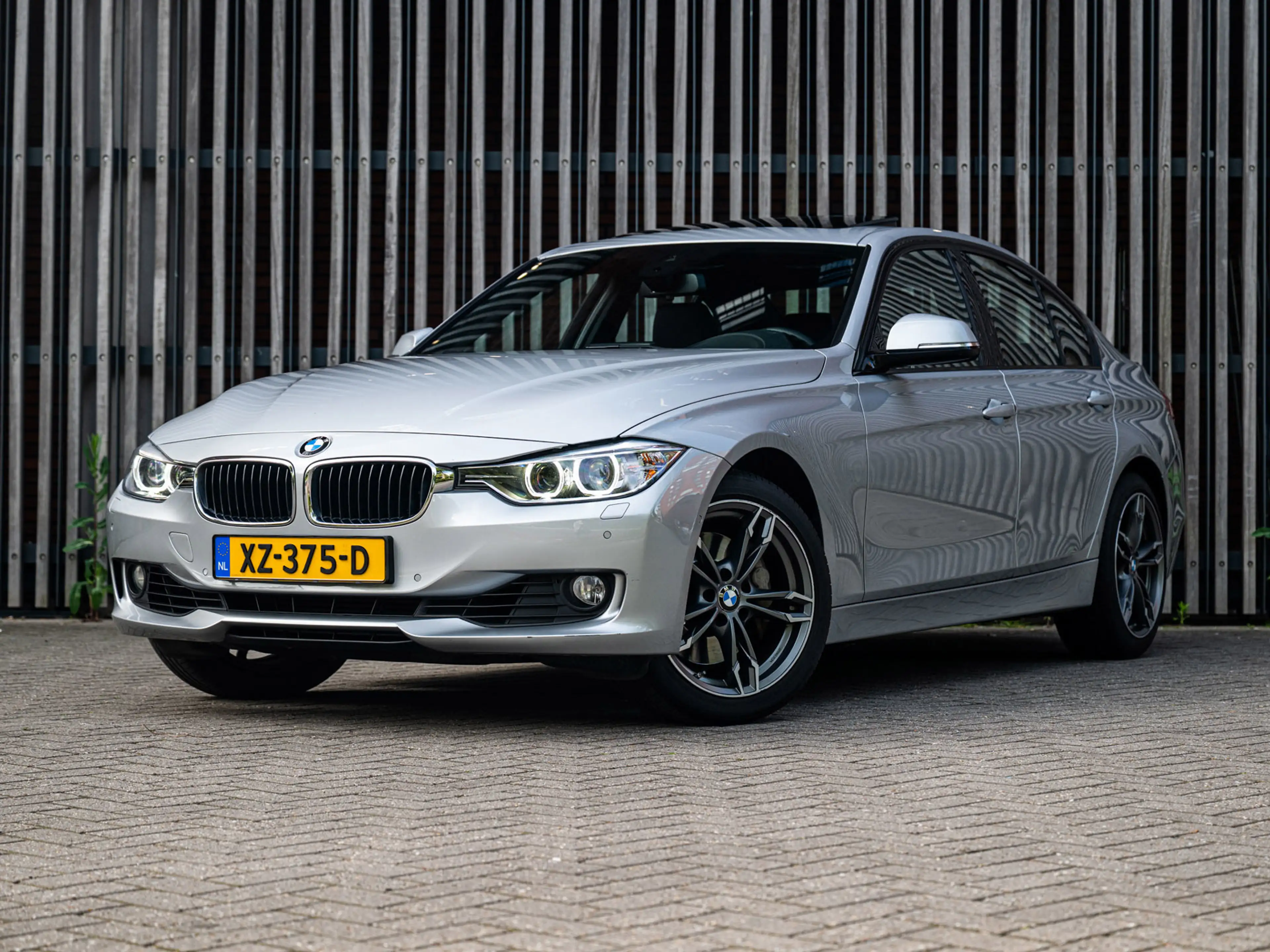 BMW 335 3-serie 335i 306pk AUT. xDrive High-Exe. |Schuifda