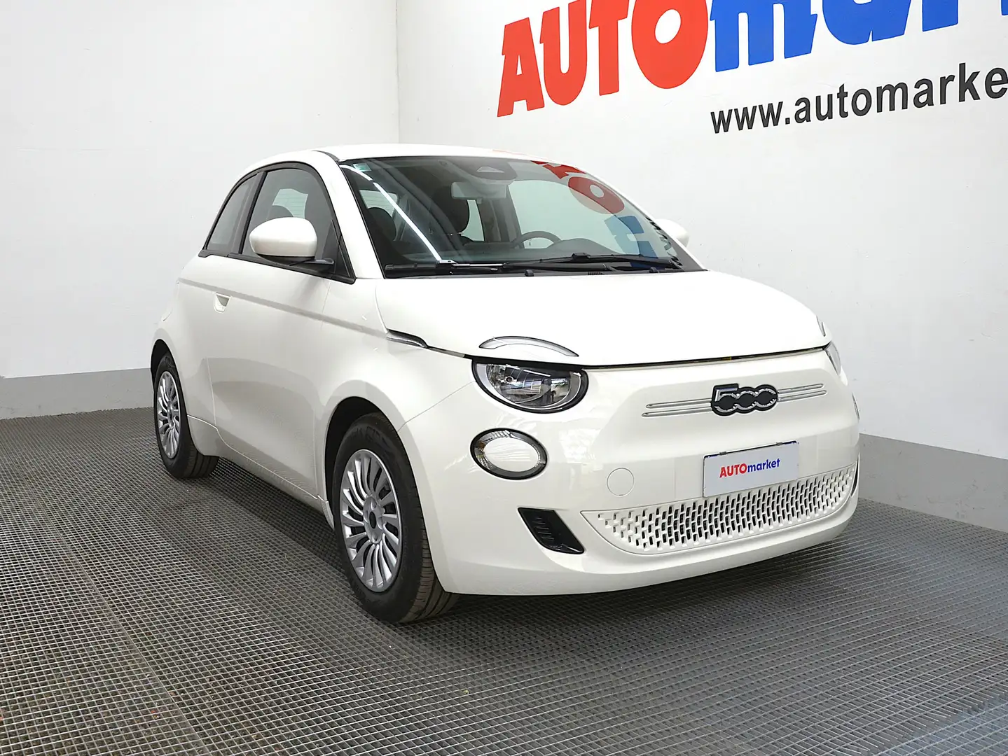 Fiat 500e ACTION Blanc - 2