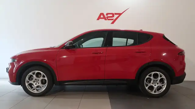 Alfa Romeo Tonale view 3