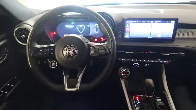 Alfa Romeo Tonale view 8