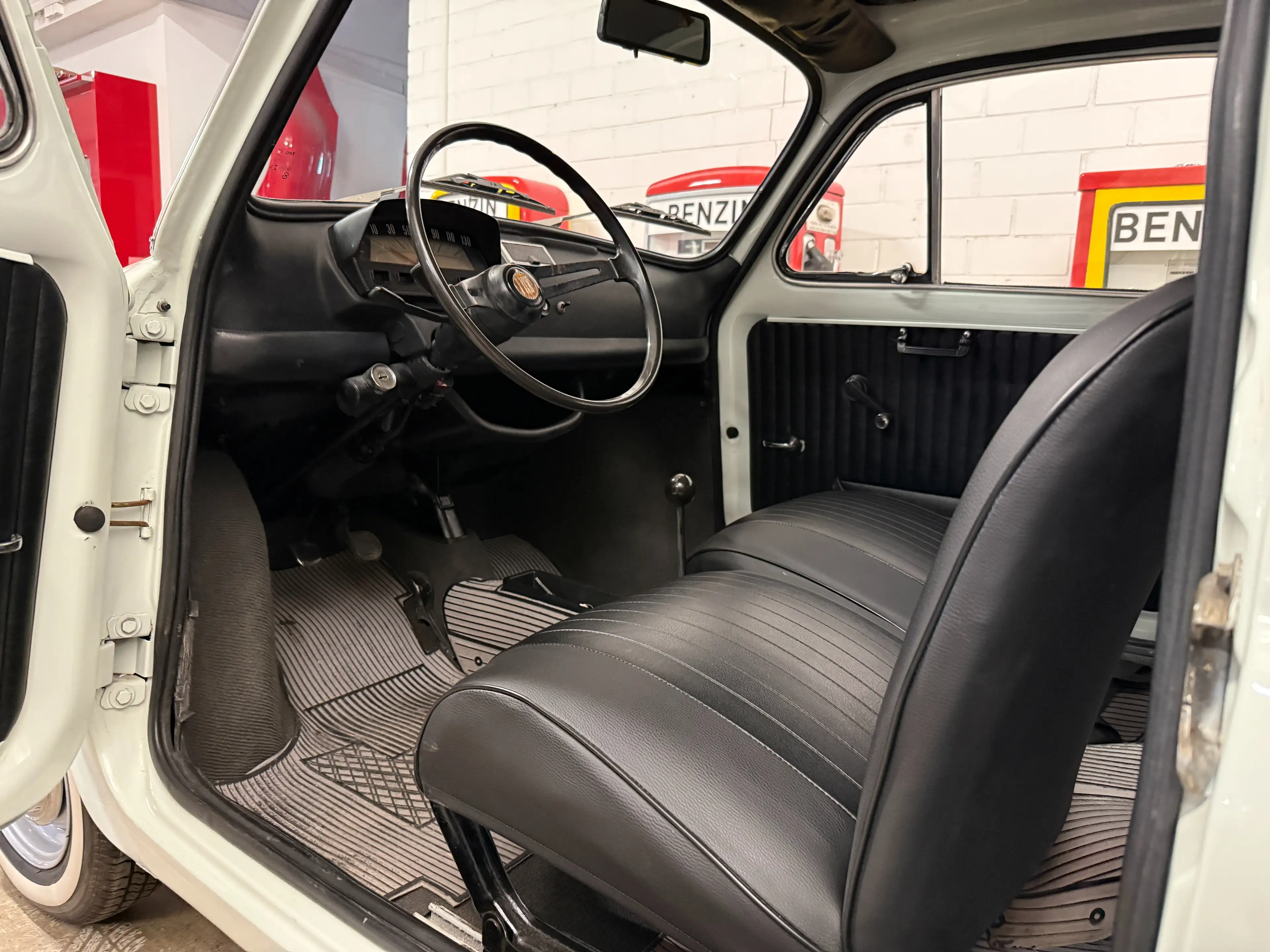 Fiat 500L — photo 8
