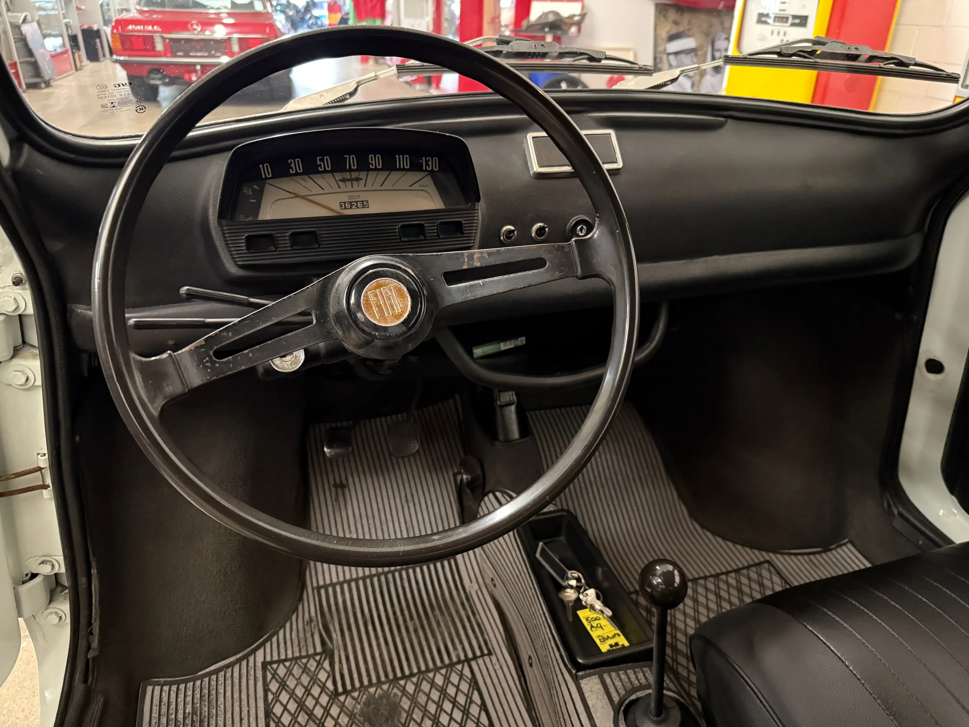 Fiat 500L — photo 10