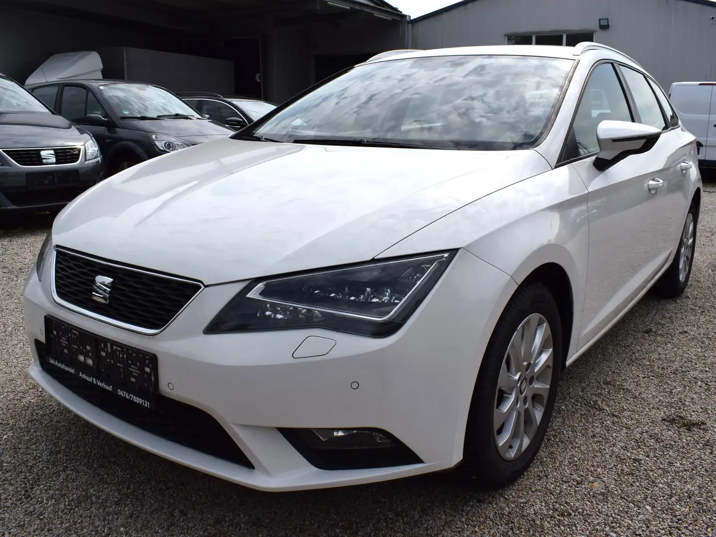 SEAT Leon ST Executive 1,6 TDI CR Start-Stopp Blanc - 1