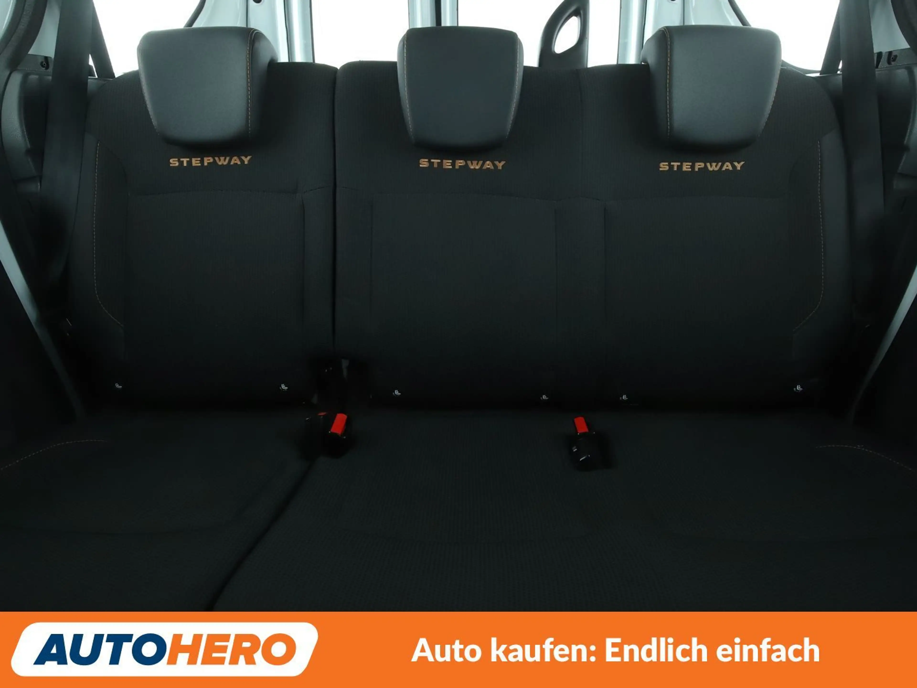 Dacia Dokker 1.5 dCi Diesel Stepway Celebration *NAVI*TEMPO*PDC — photo 15