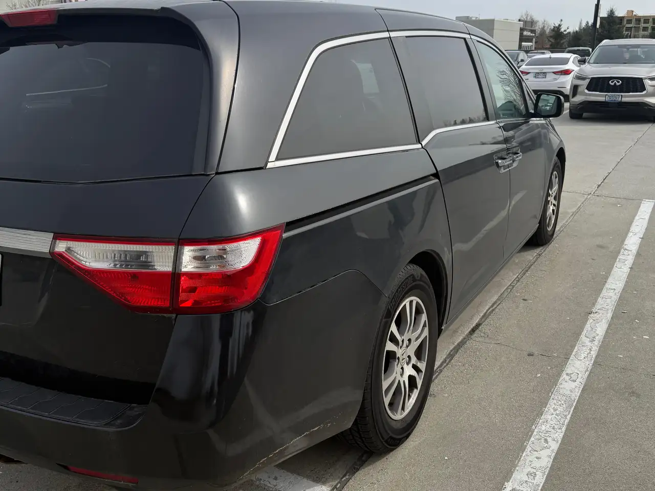 Honda Odyssey снимка Honda Odyssey