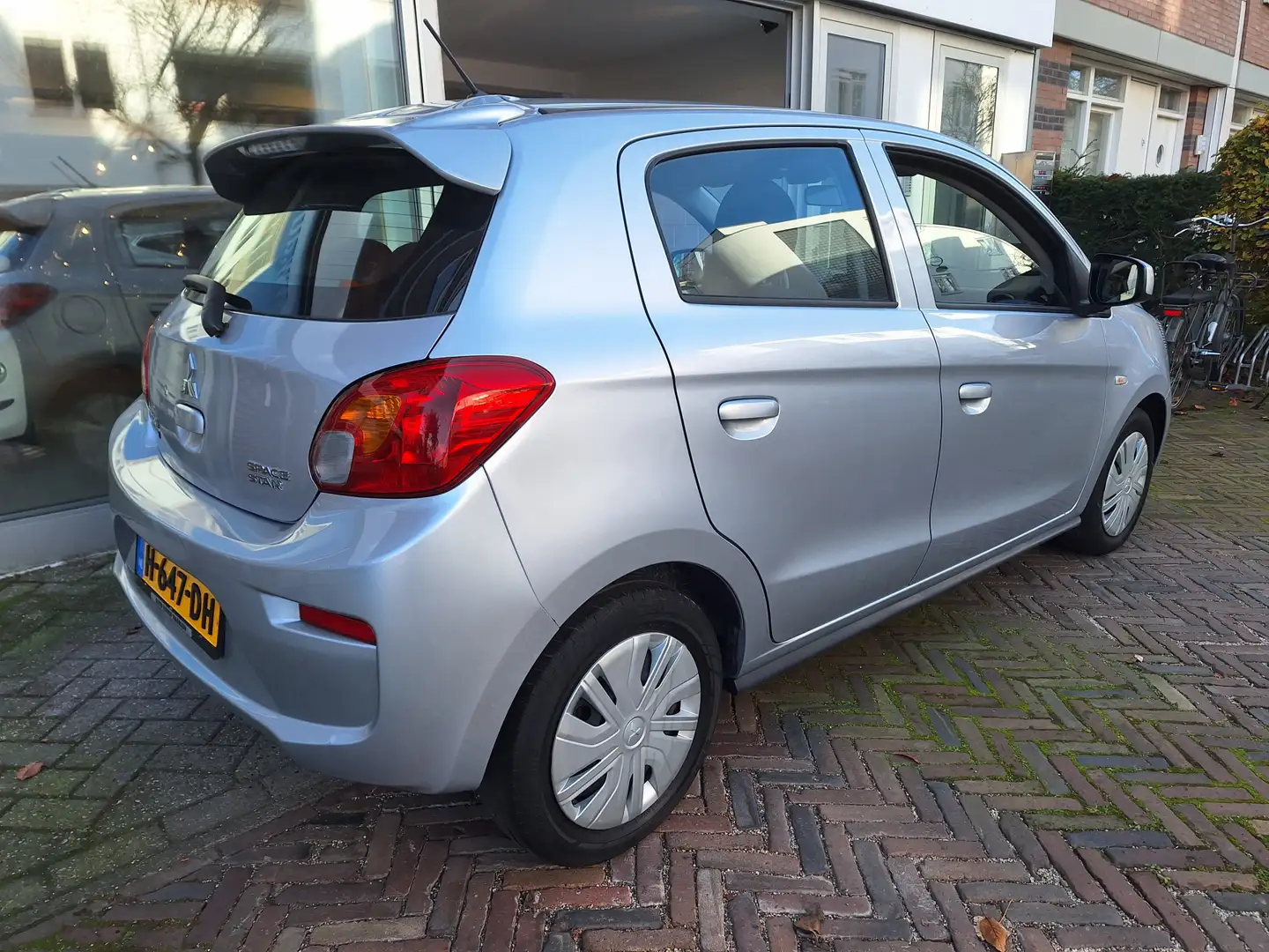 Mitsubishi Space Star 1.0 Cool Plus 5Drs /Airco/1e Eig/Garantie Grijs - 2