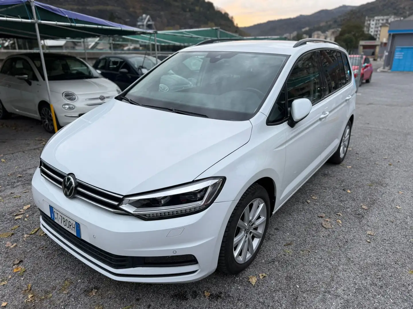 Volkswagen Touran 2.0 tdi Executive dsg 7posti - 1