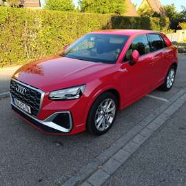 SQ2 TFSI quattro S tronic